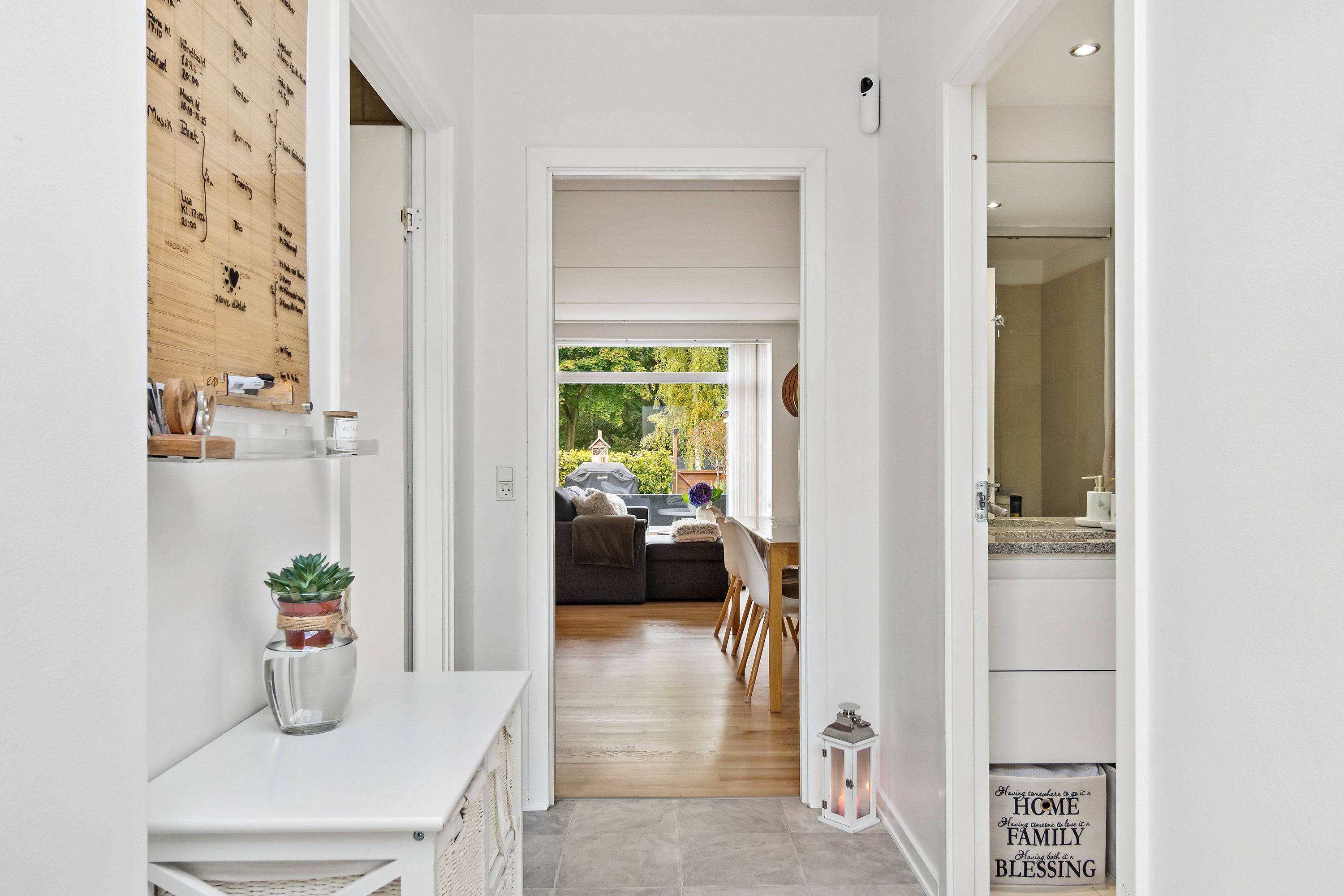 Fremhævet entré billede i fuldskærmstilstand. Billede af Strandhaven 190, 2665 Vallensbæk Strand