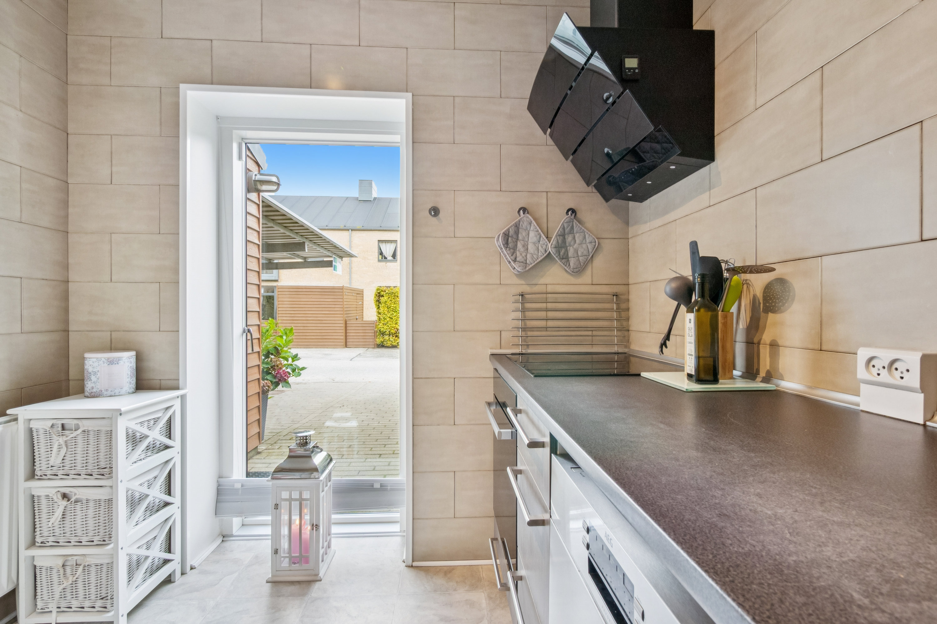 Fremhævet køkken billede i fuldskærmstilstand. Billede af Strandhaven 190, 2665 Vallensbæk Strand