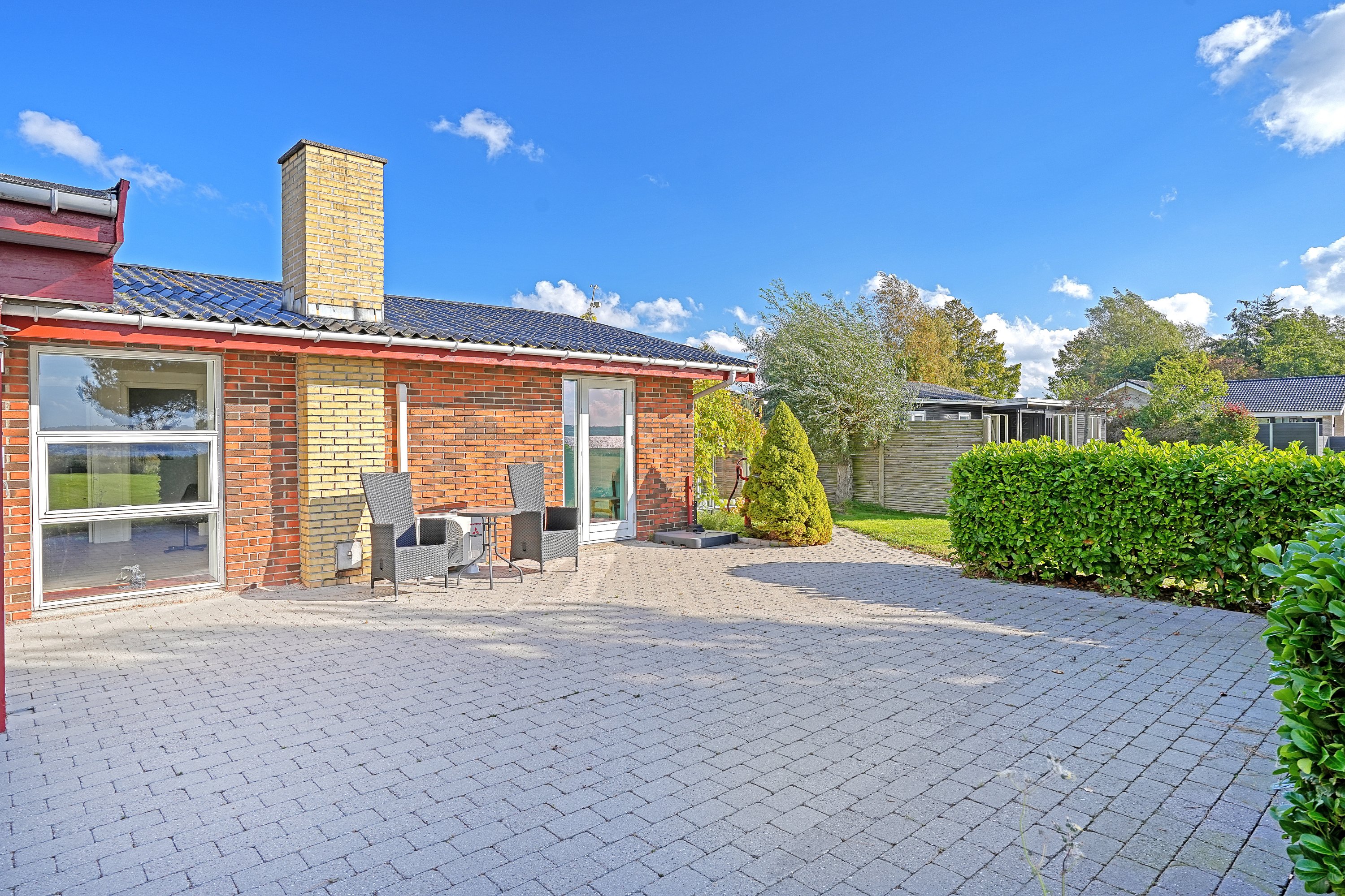 Fremhævet terrasse billede i fuldskærmstilstand. Billede af Fjorddalsvej 39, Markeslev, 4300 Holbæk