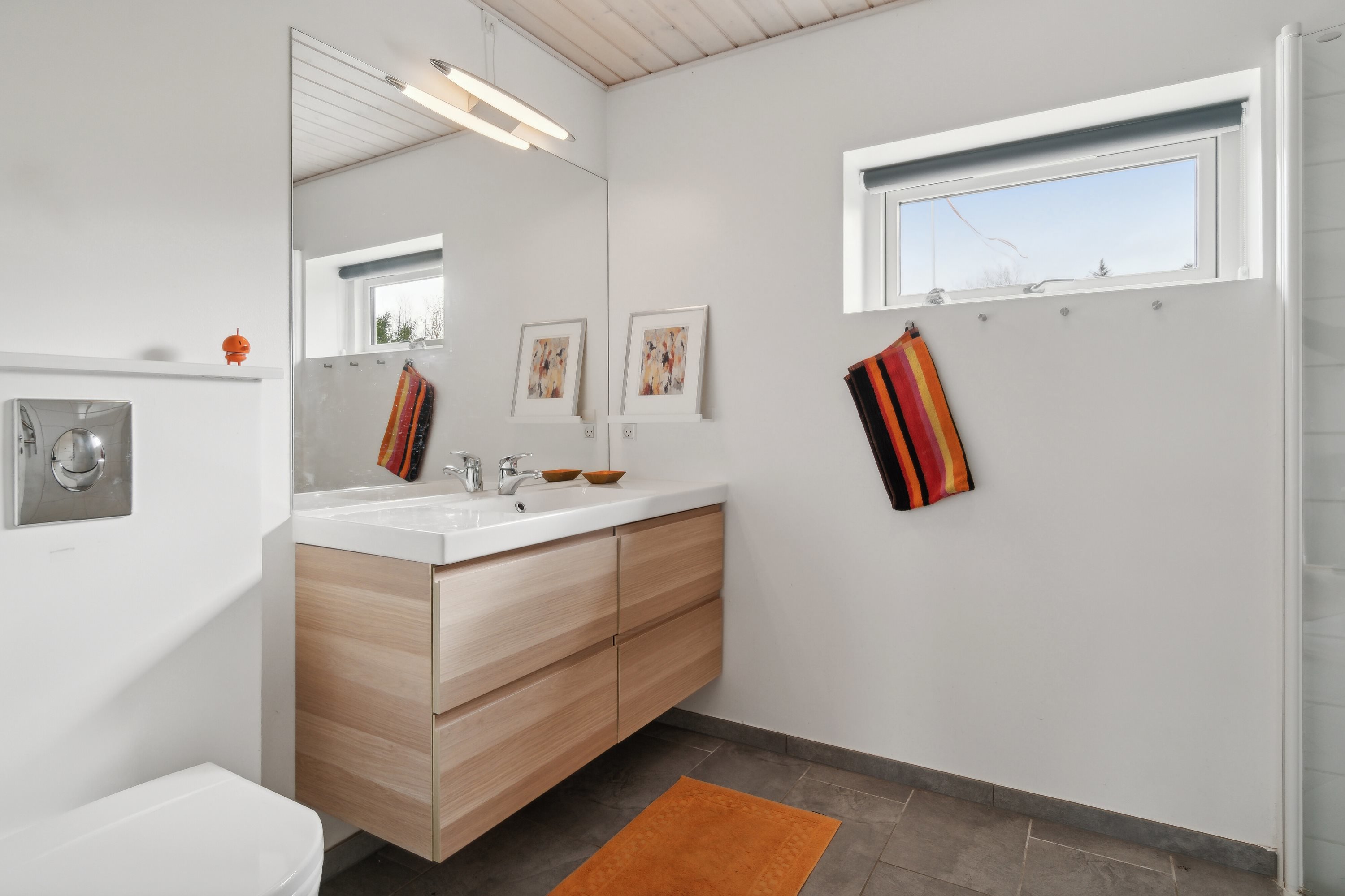 Fremhævet  billede i fuldskærmstilstand. Billede af Klokkerholm 5, Vistoft, 8420 Knebel