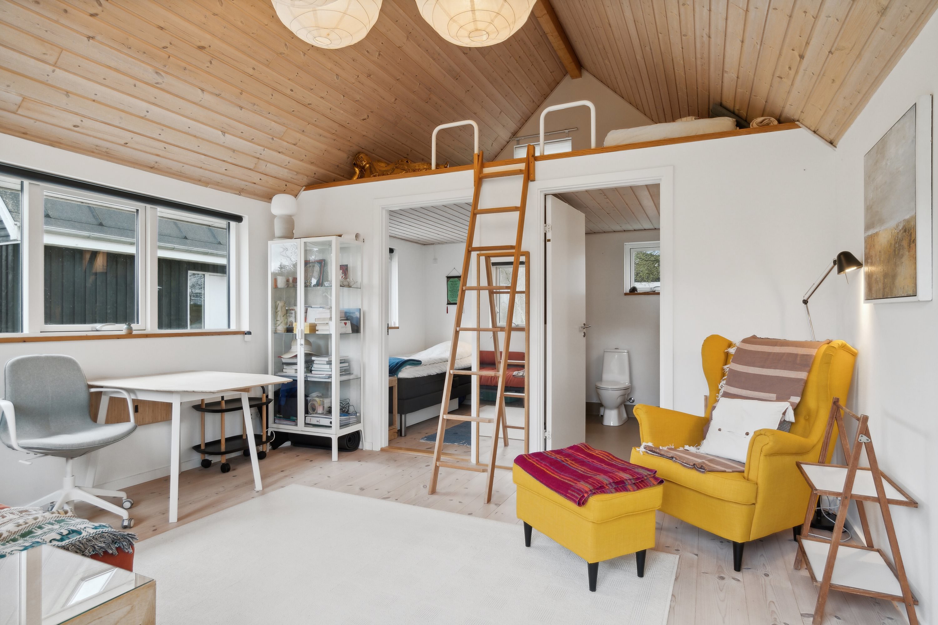 Fremhævet  billede i fuldskærmstilstand. Billede af Klokkerholm 5, Vistoft, 8420 Knebel