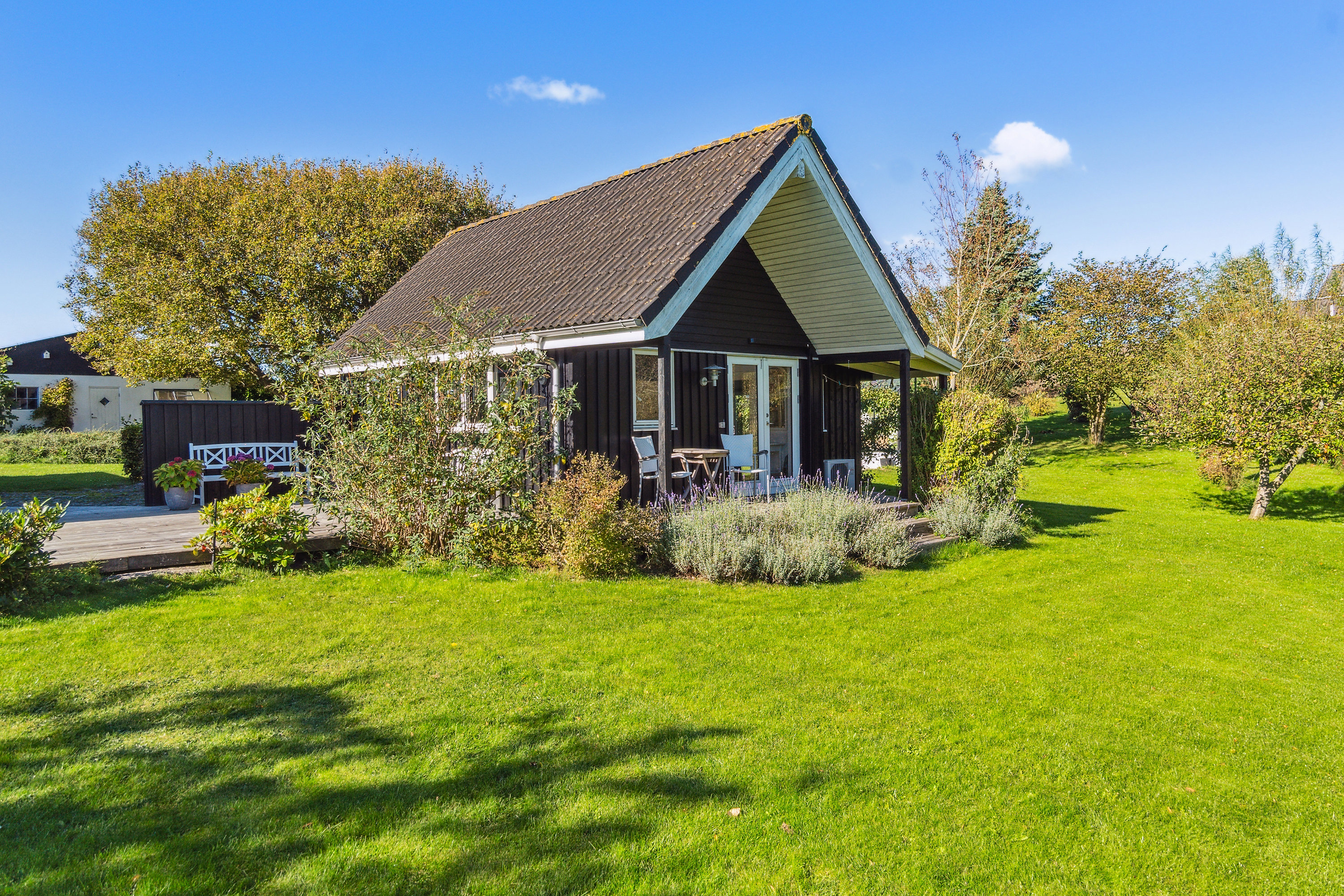 Fremhævet  billede i fuldskærmstilstand. Billede af Klokkerholm 5, Vistoft, 8420 Knebel