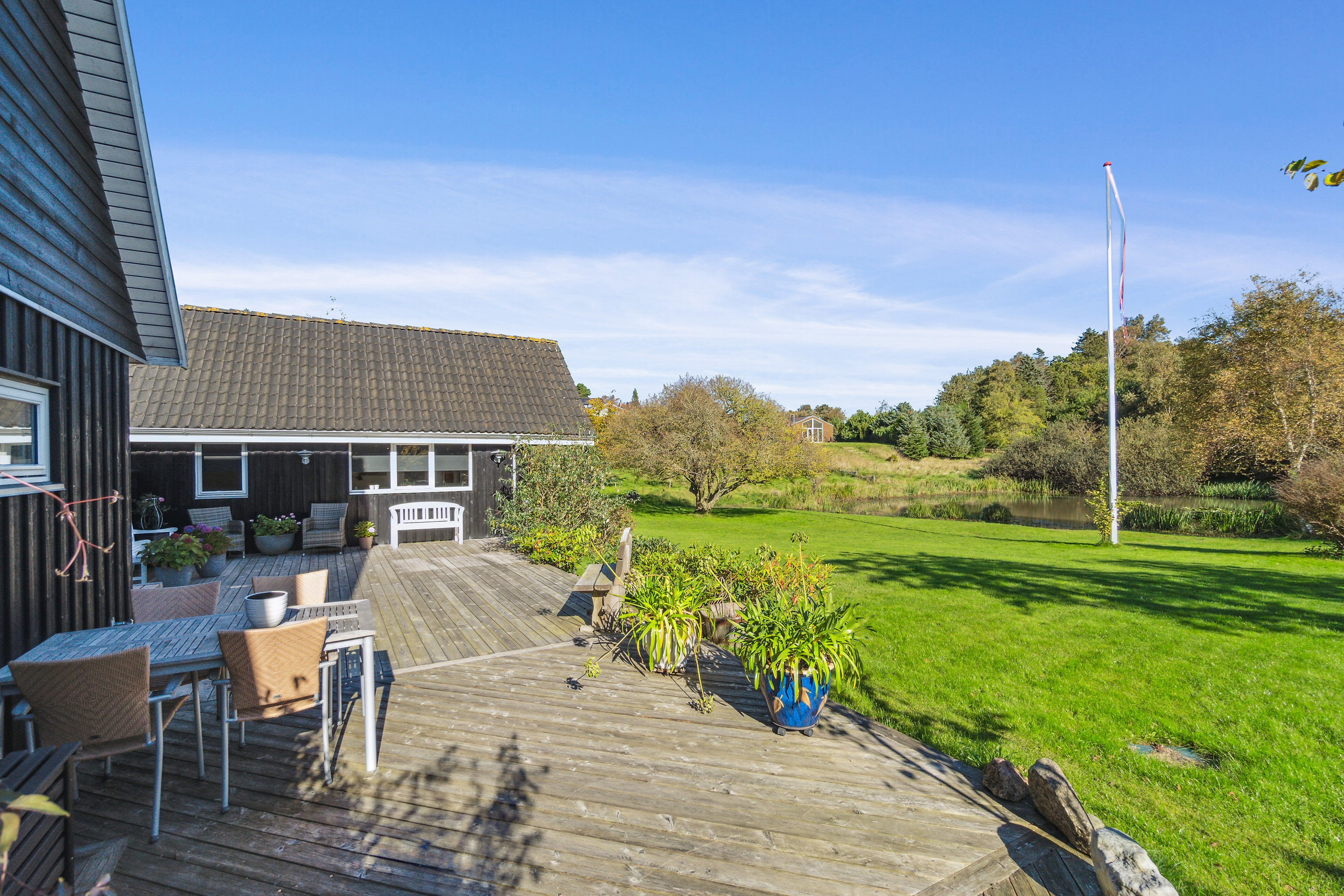 Fremhævet  billede i fuldskærmstilstand. Billede af Klokkerholm 5, Vistoft, 8420 Knebel