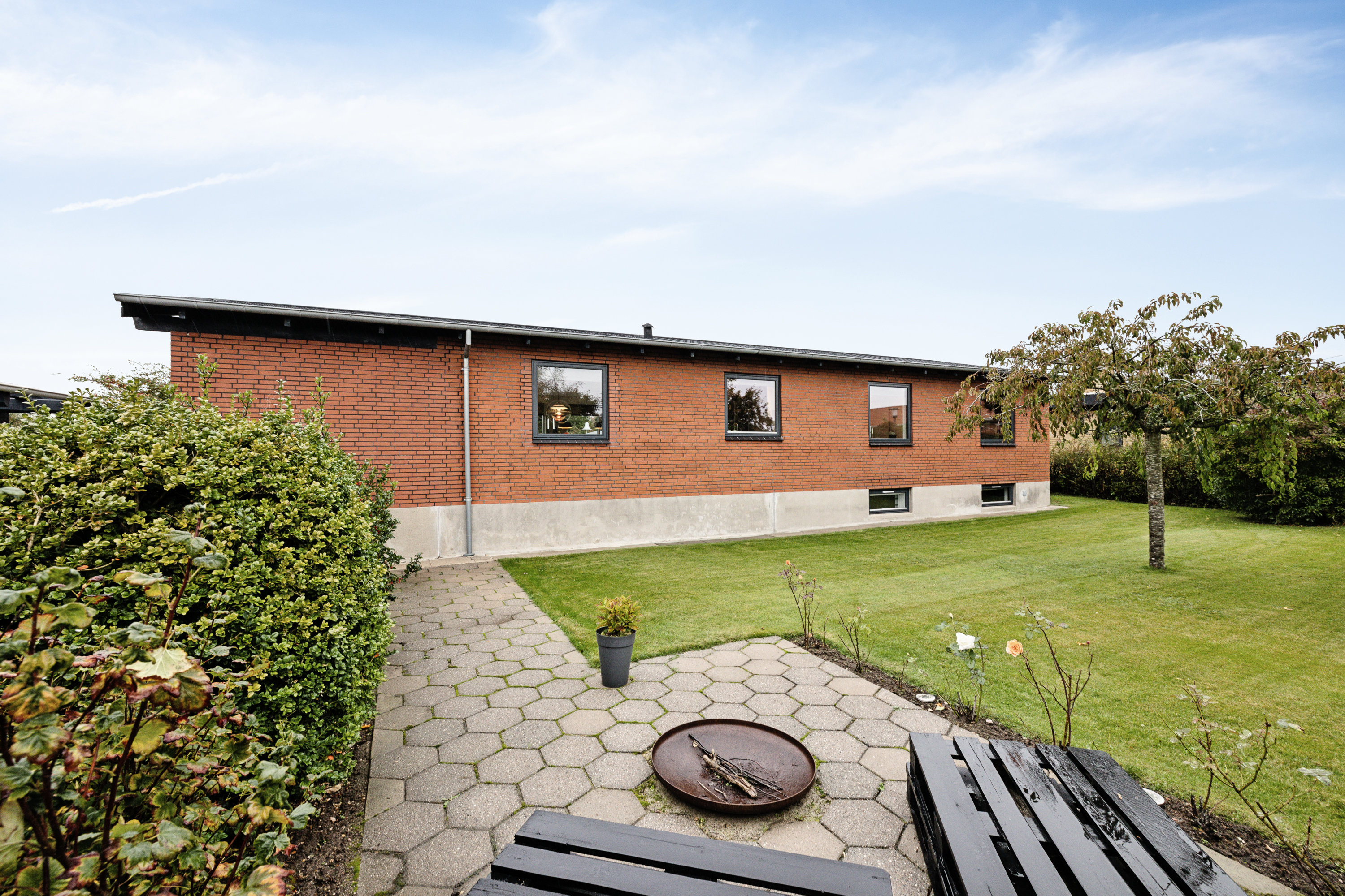 Fremhævet andet billede i fuldskærmstilstand. Billede af Østervænget 15, 8800 Viborg