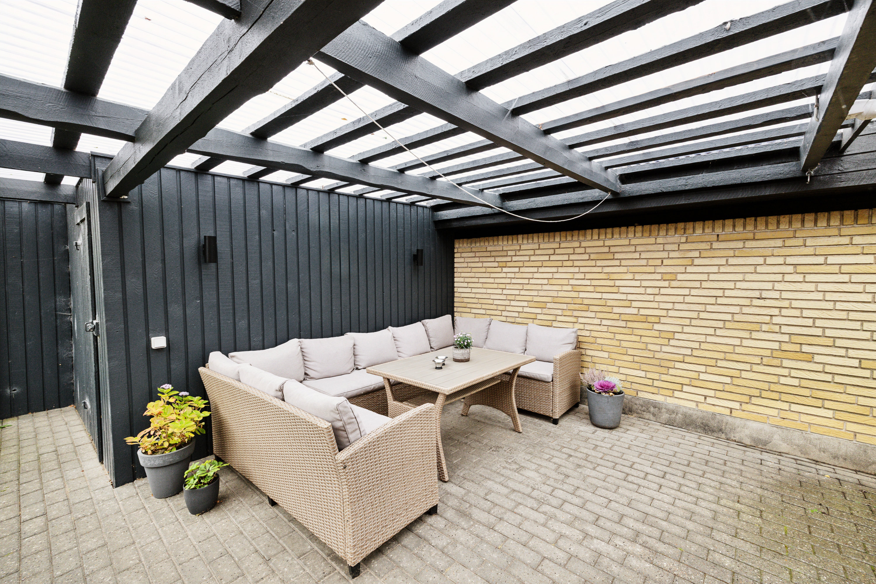 Fremhævet terrasse billede i fuldskærmstilstand. Billede af Østervænget 15, 8800 Viborg