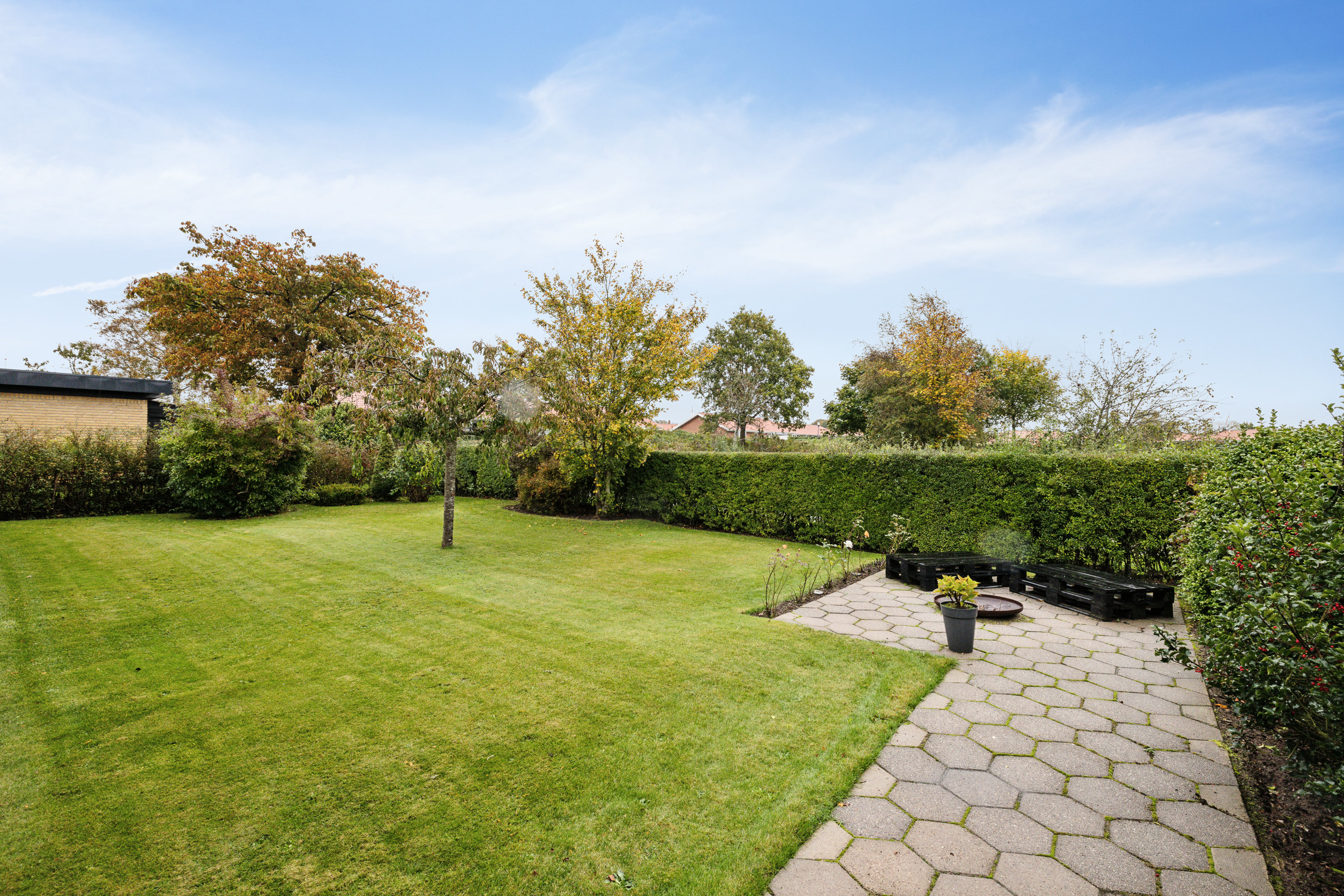 Fremhævet have billede i fuldskærmstilstand. Billede af Østervænget 15, 8800 Viborg