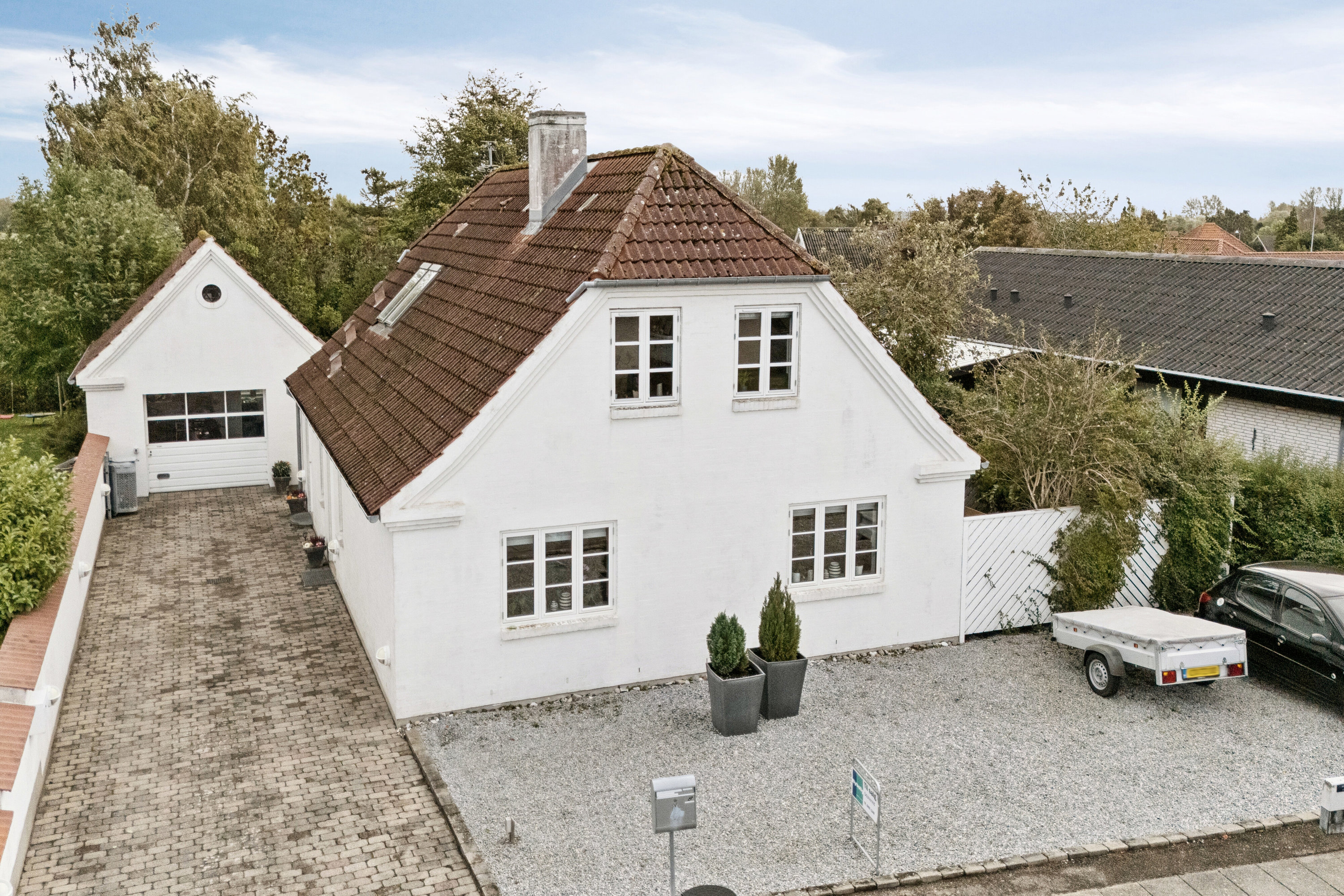 Fremhævet set fra vejen billede i fuldskærmstilstand. Billede af Bispevej 8, 4500 Nykøbing Sj