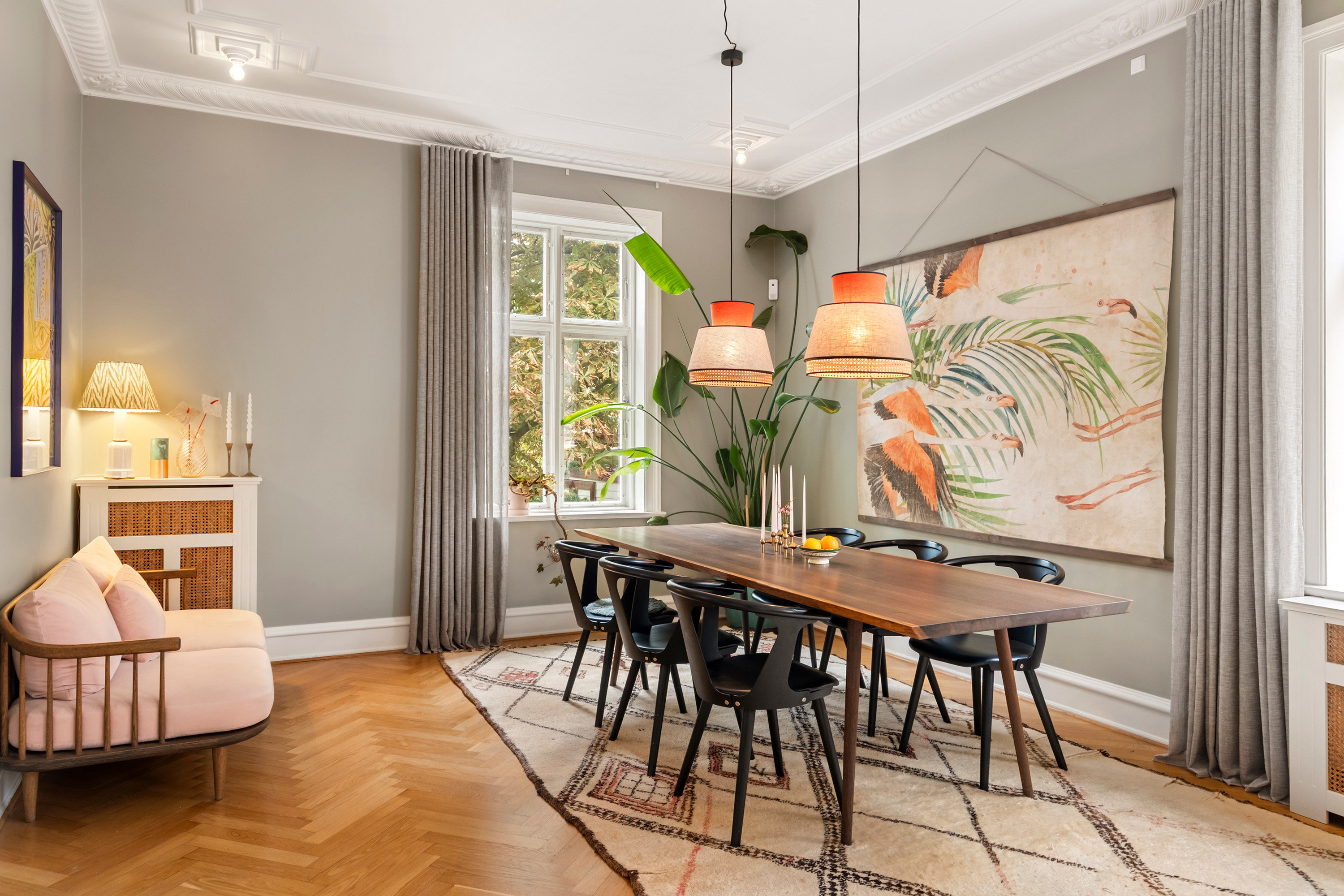 Fremhævet spisestue billede i fuldskærmstilstand. Billede af Ejgårdsvej 26, 2920 Charlottenlund