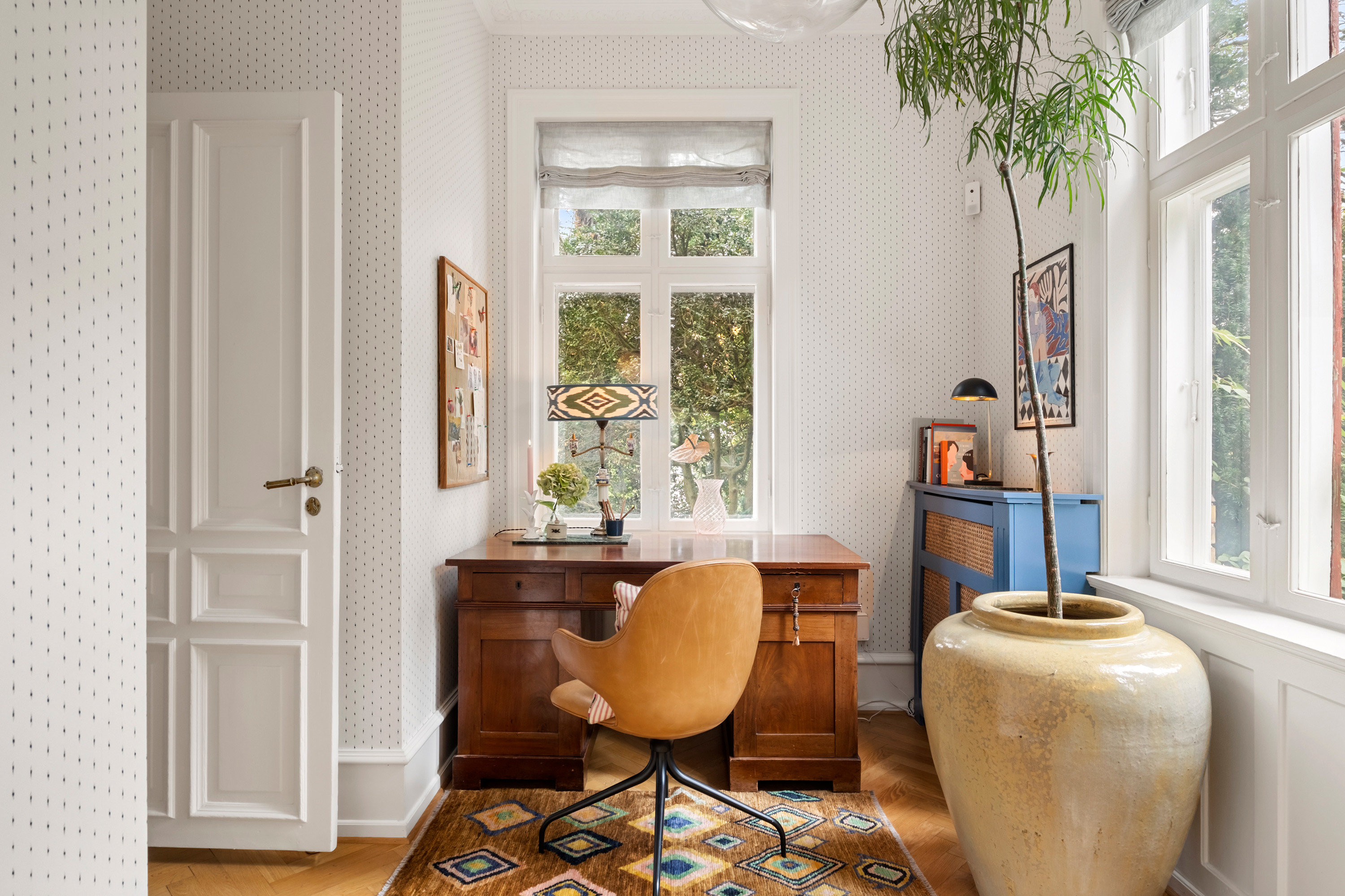 Fremhævet kontor billede i fuldskærmstilstand. Billede af Ejgårdsvej 26, 2920 Charlottenlund