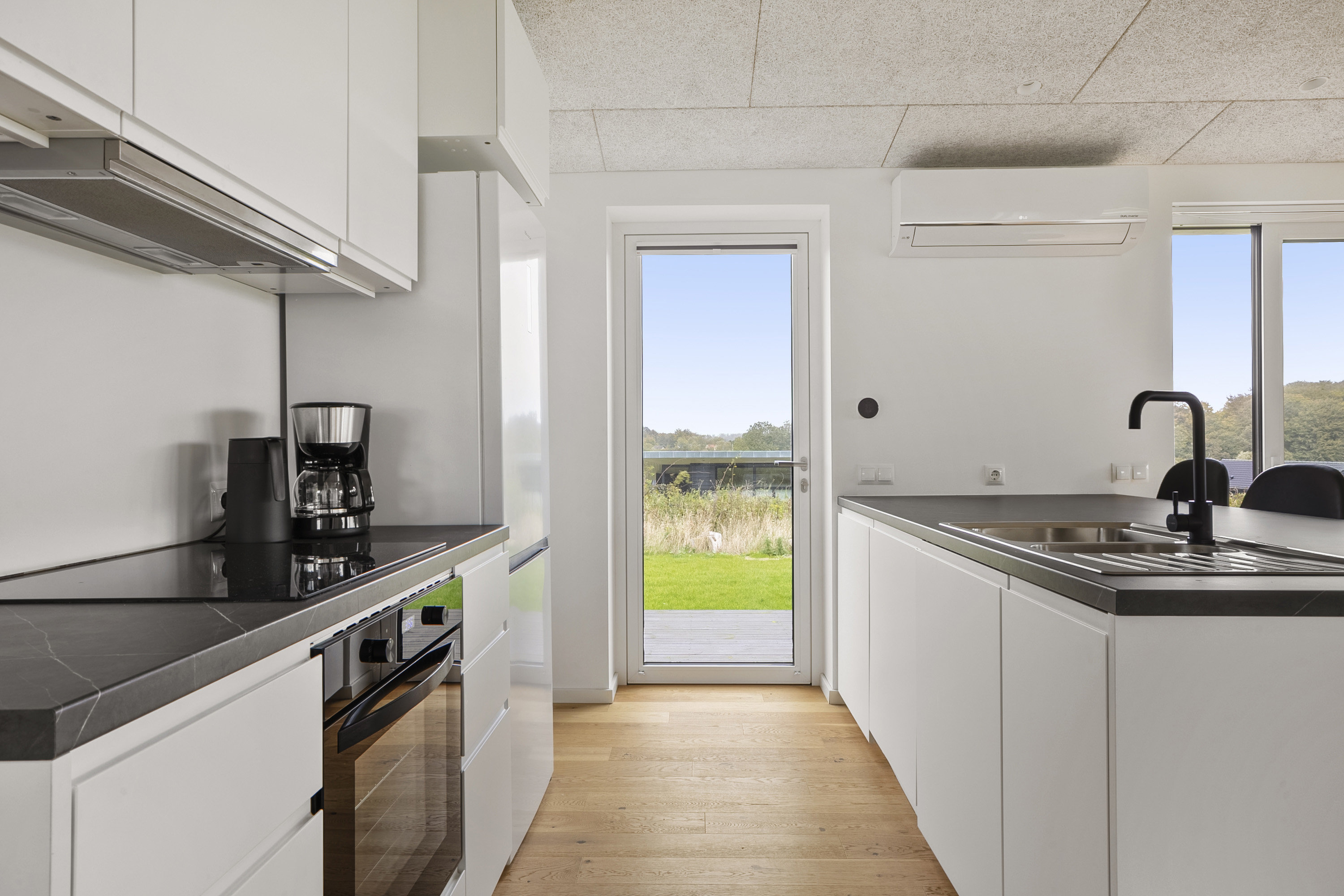 Fremhævet køkken billede i fuldskærmstilstand. Billede af Blokhusskoven 31, 6100 Haderslev