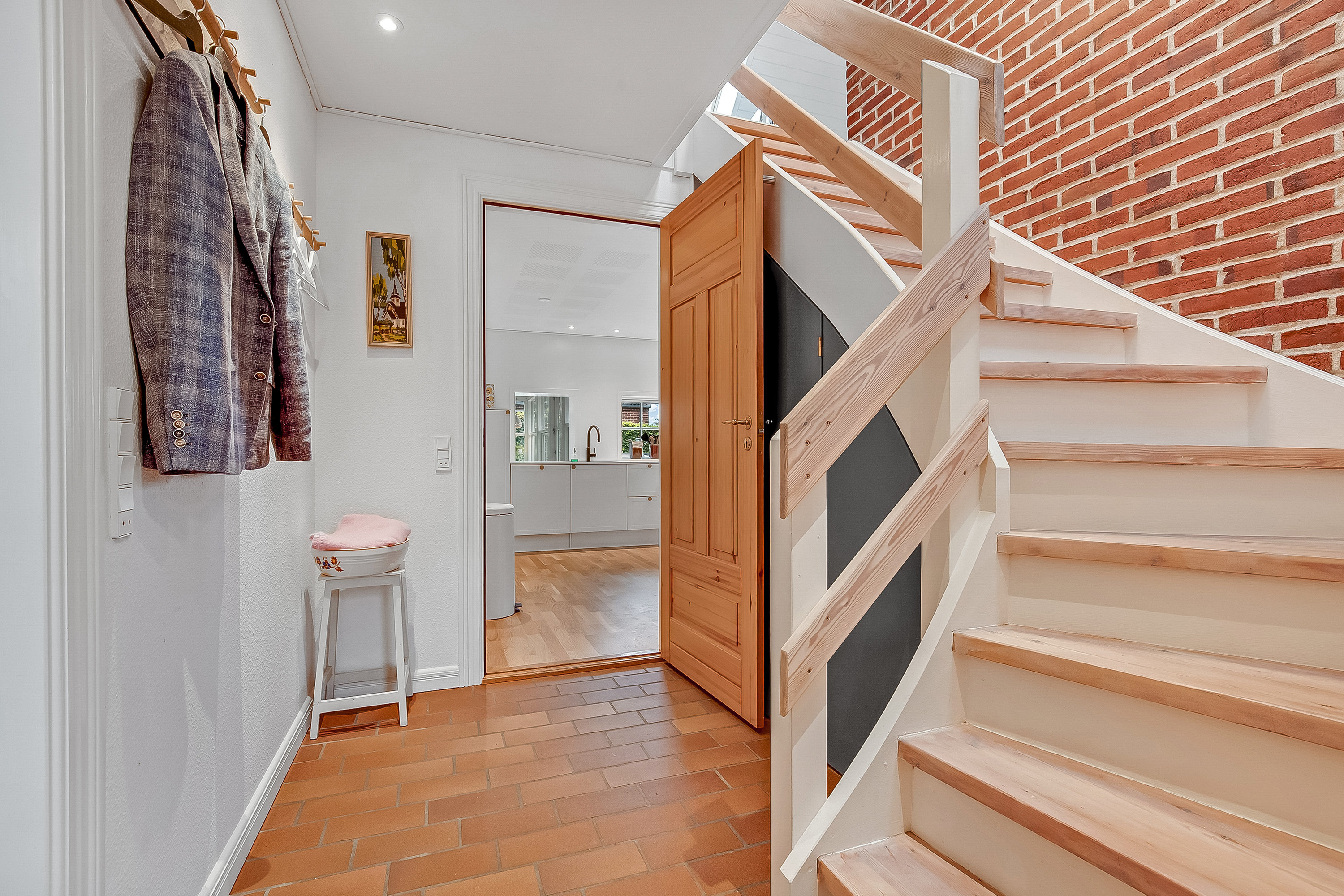 Fremhævet gang billede i fuldskærmstilstand. Billede af Æblehaven 96, 6040 Egtved