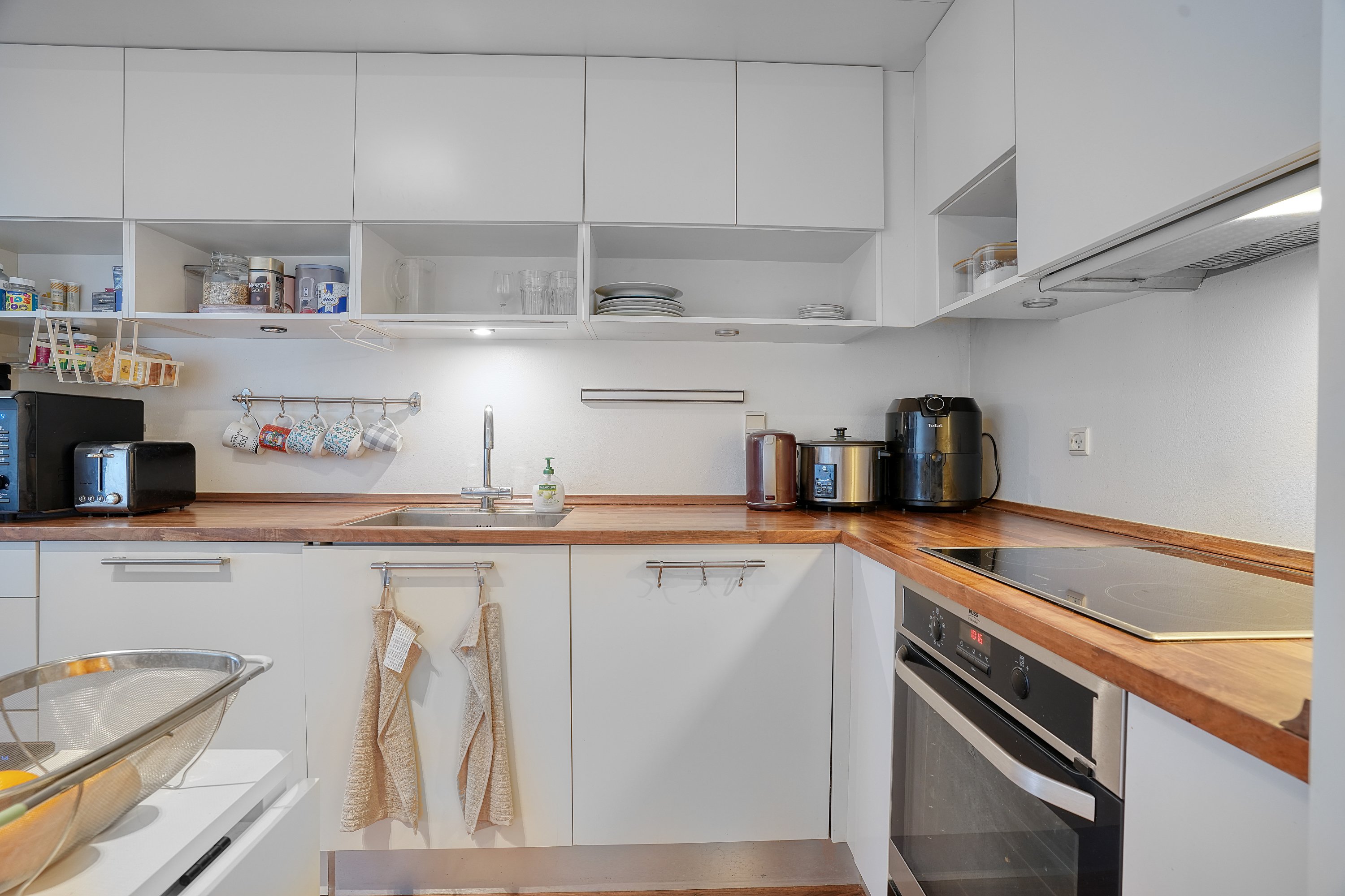 Fremhævet køkken billede i fuldskærmstilstand. Billede af Gyngemose Parkvej 10, 5. mf., 2860 Søborg