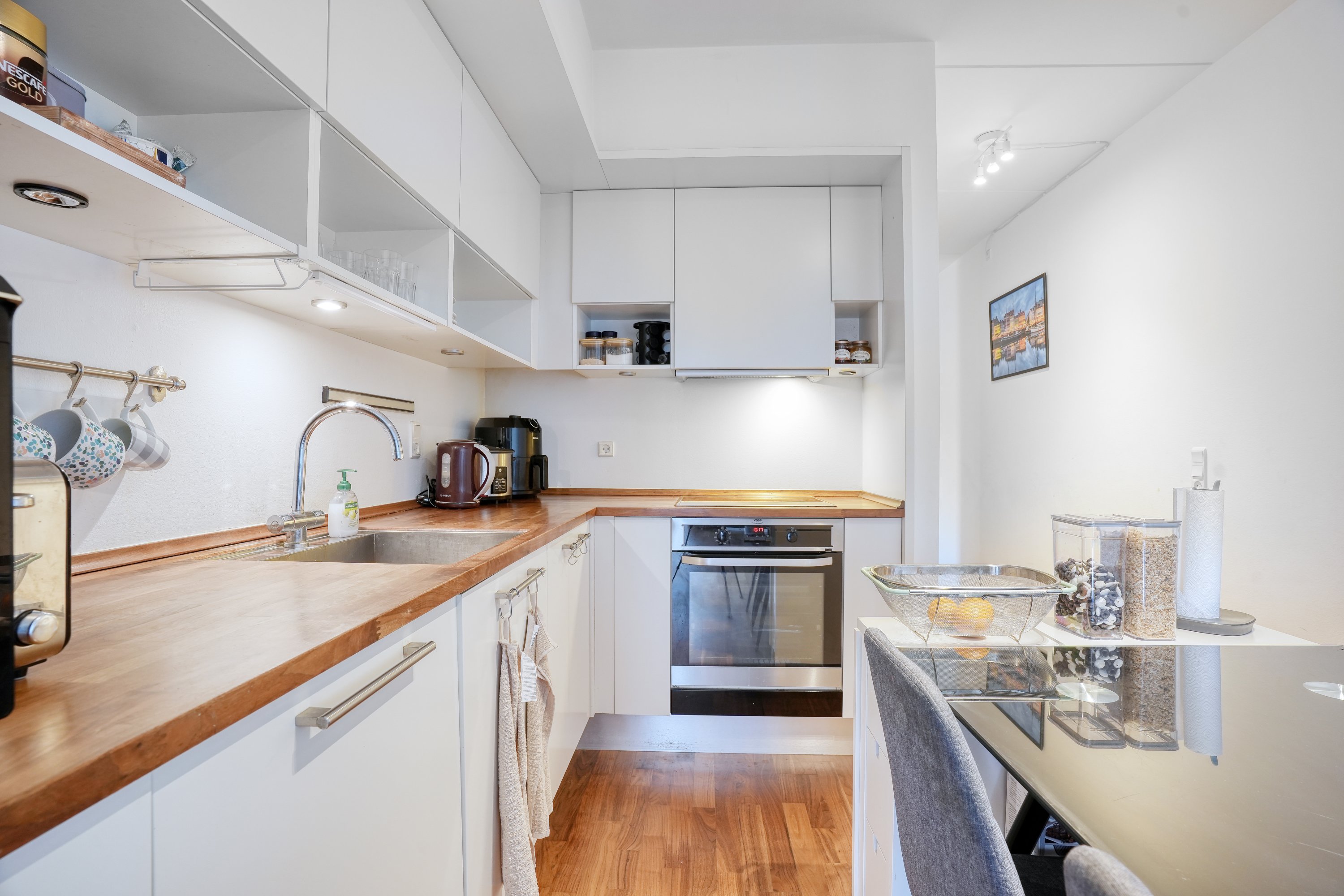 Fremhævet køkken billede i fuldskærmstilstand. Billede af Gyngemose Parkvej 10, 5. mf., 2860 Søborg