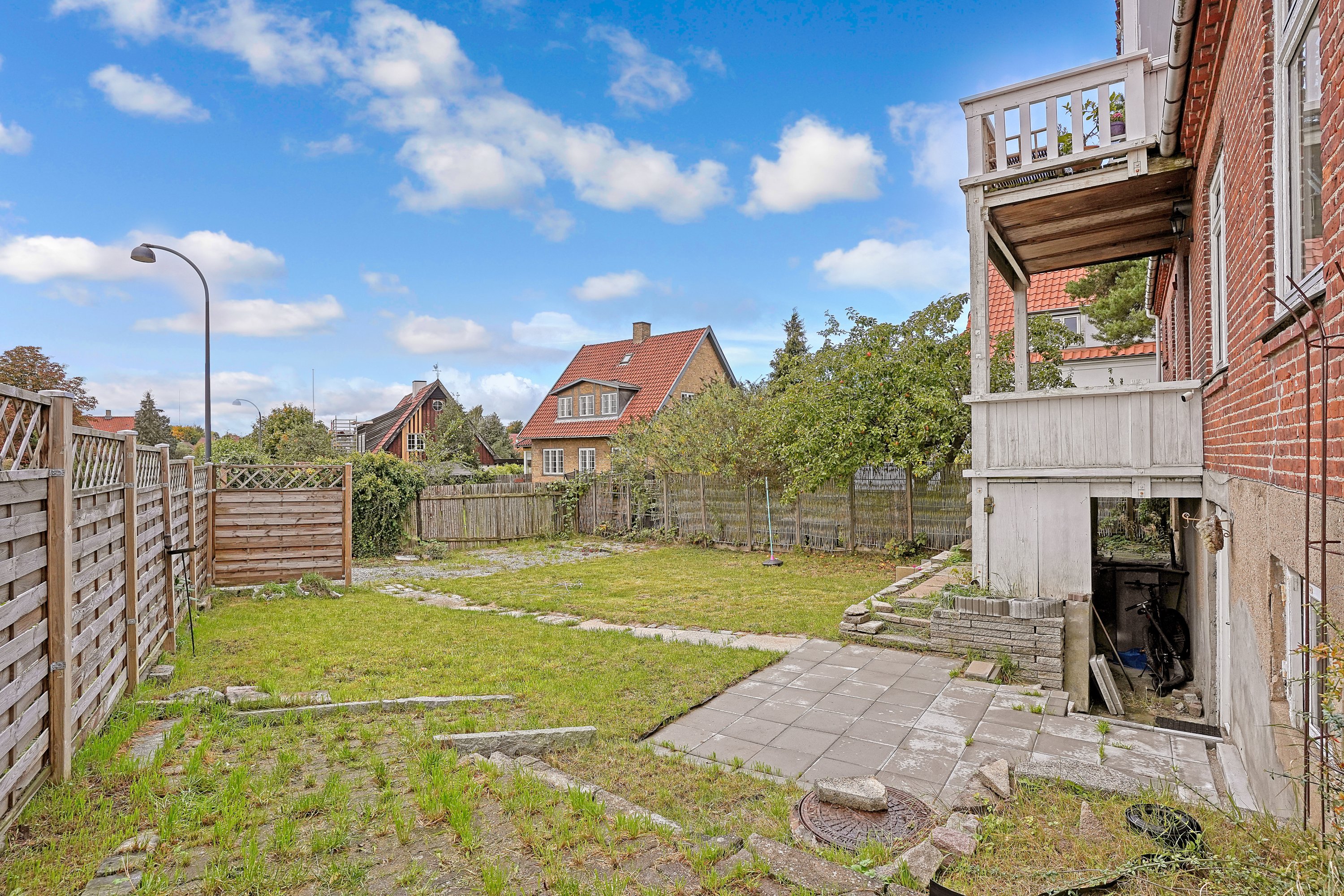 Fremhævet have billede i fuldskærmstilstand. Billede af Lyngbyvej 327, st.., 2820 Gentofte