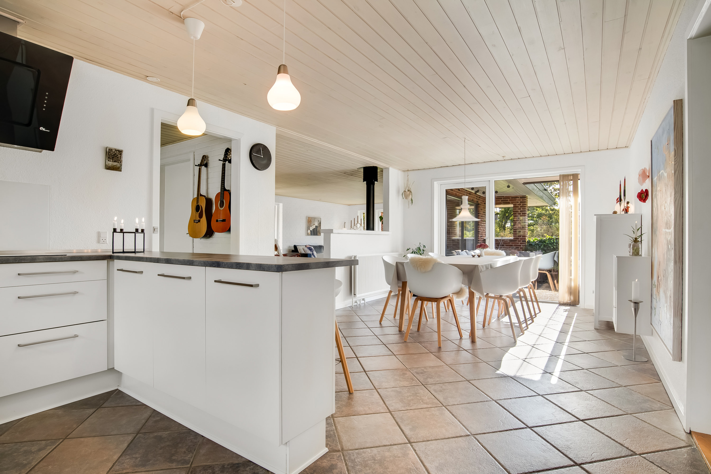 Fremhævet køkken alrum billede i fuldskærmstilstand. Billede af Kobberupvej 9, Mejrup, 7500 Holstebro