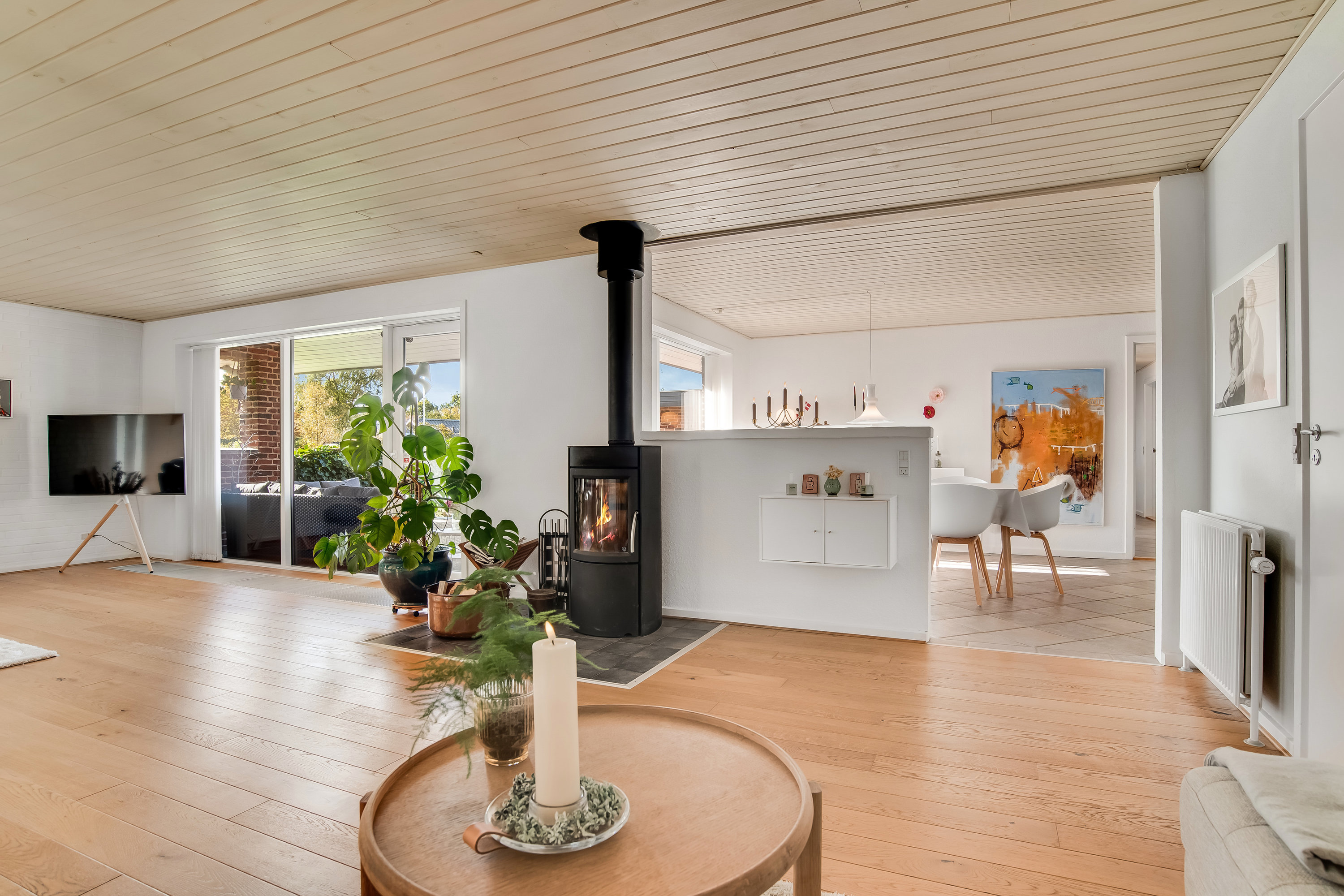 Fremhævet stue billede i fuldskærmstilstand. Billede af Kobberupvej 9, Mejrup, 7500 Holstebro