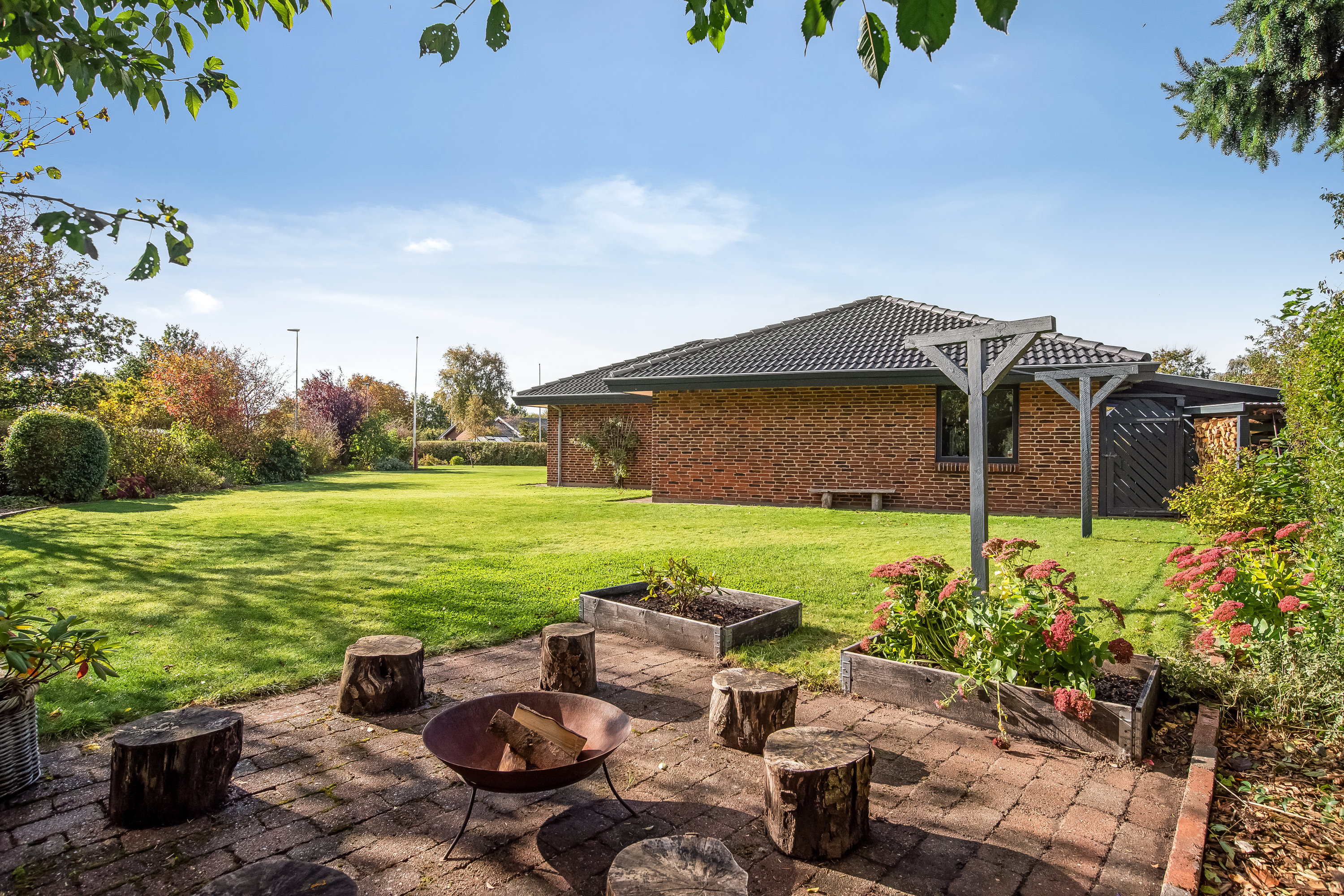 Fremhævet have billede i fuldskærmstilstand. Billede af Kobberupvej 9, Mejrup, 7500 Holstebro