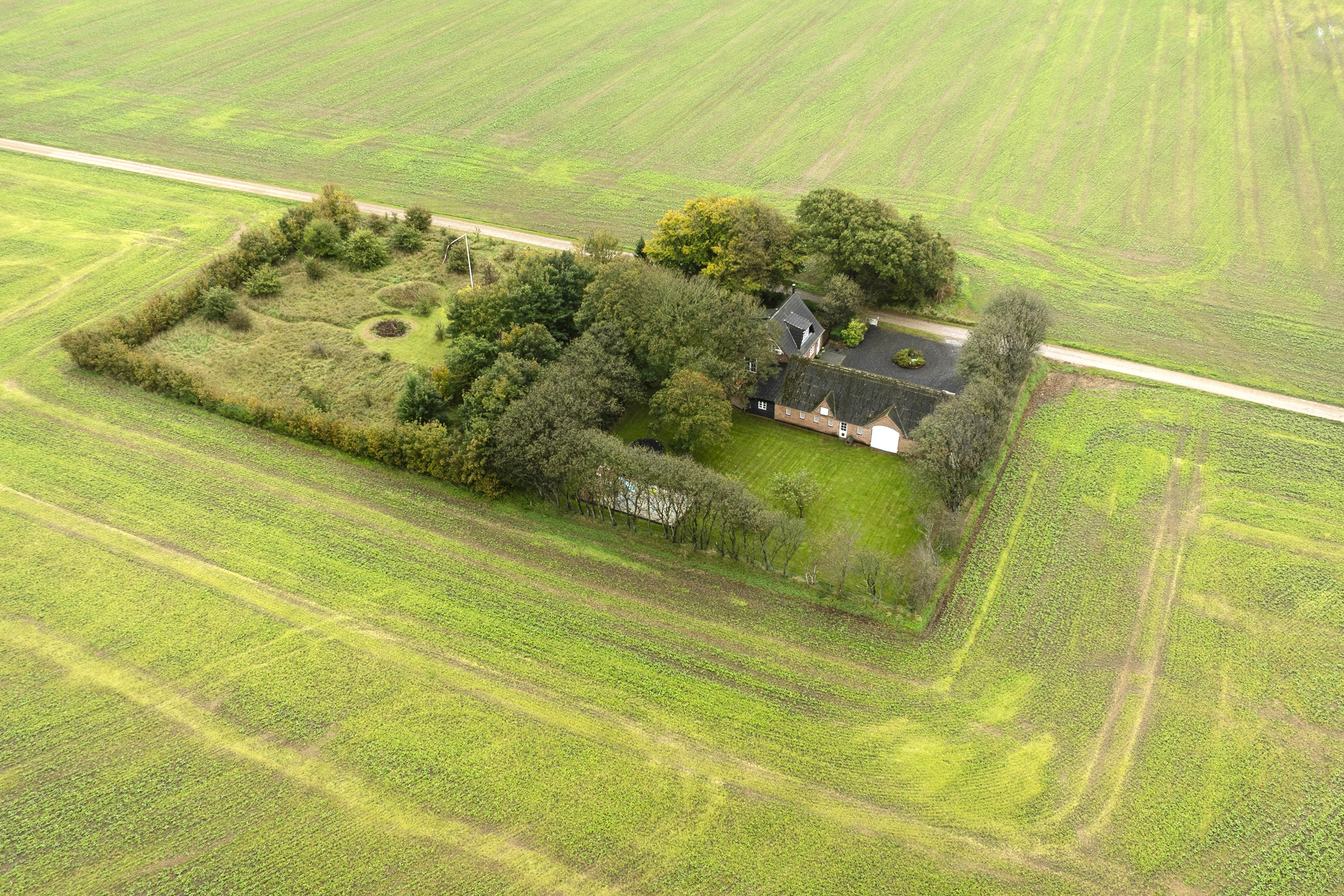 Fremhævet andet billede i fuldskærmstilstand. Billede af Ringkøbingvej 285, Hindsig, 6800 Varde