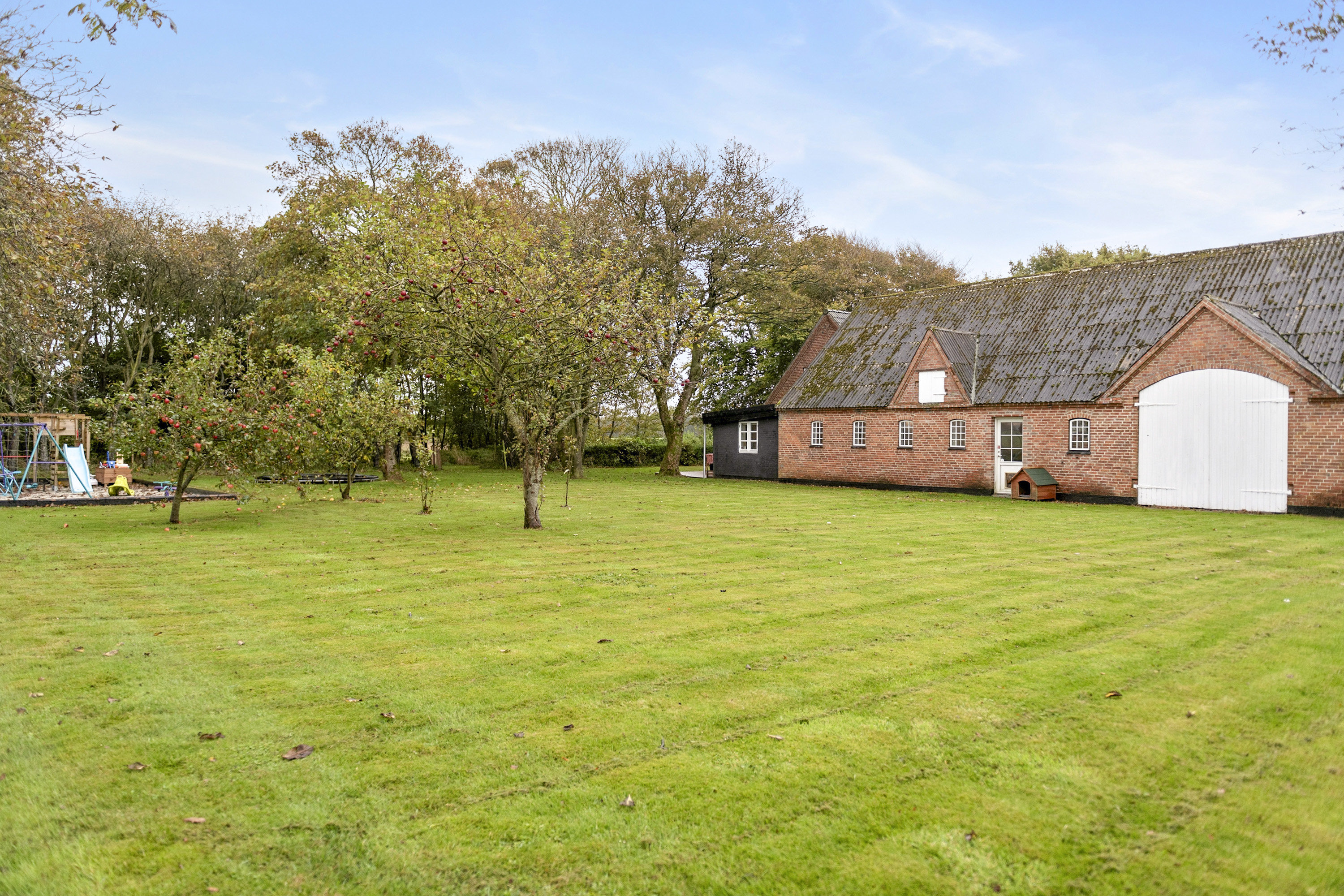 Fremhævet ejendommen billede i fuldskærmstilstand. Billede af Ringkøbingvej 285, Hindsig, 6800 Varde