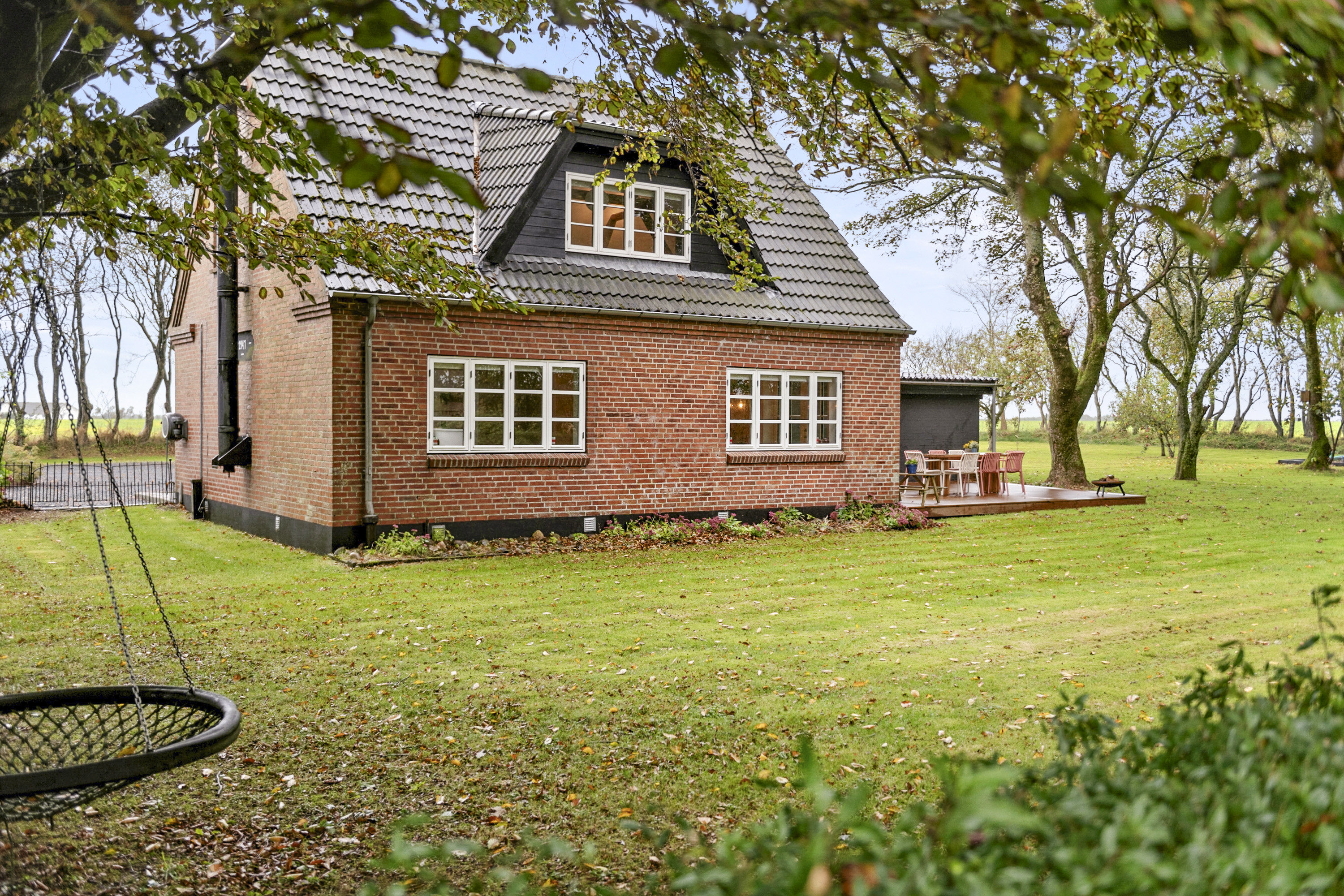 Fremhævet ejendommen billede i fuldskærmstilstand. Billede af Ringkøbingvej 285, Hindsig, 6800 Varde