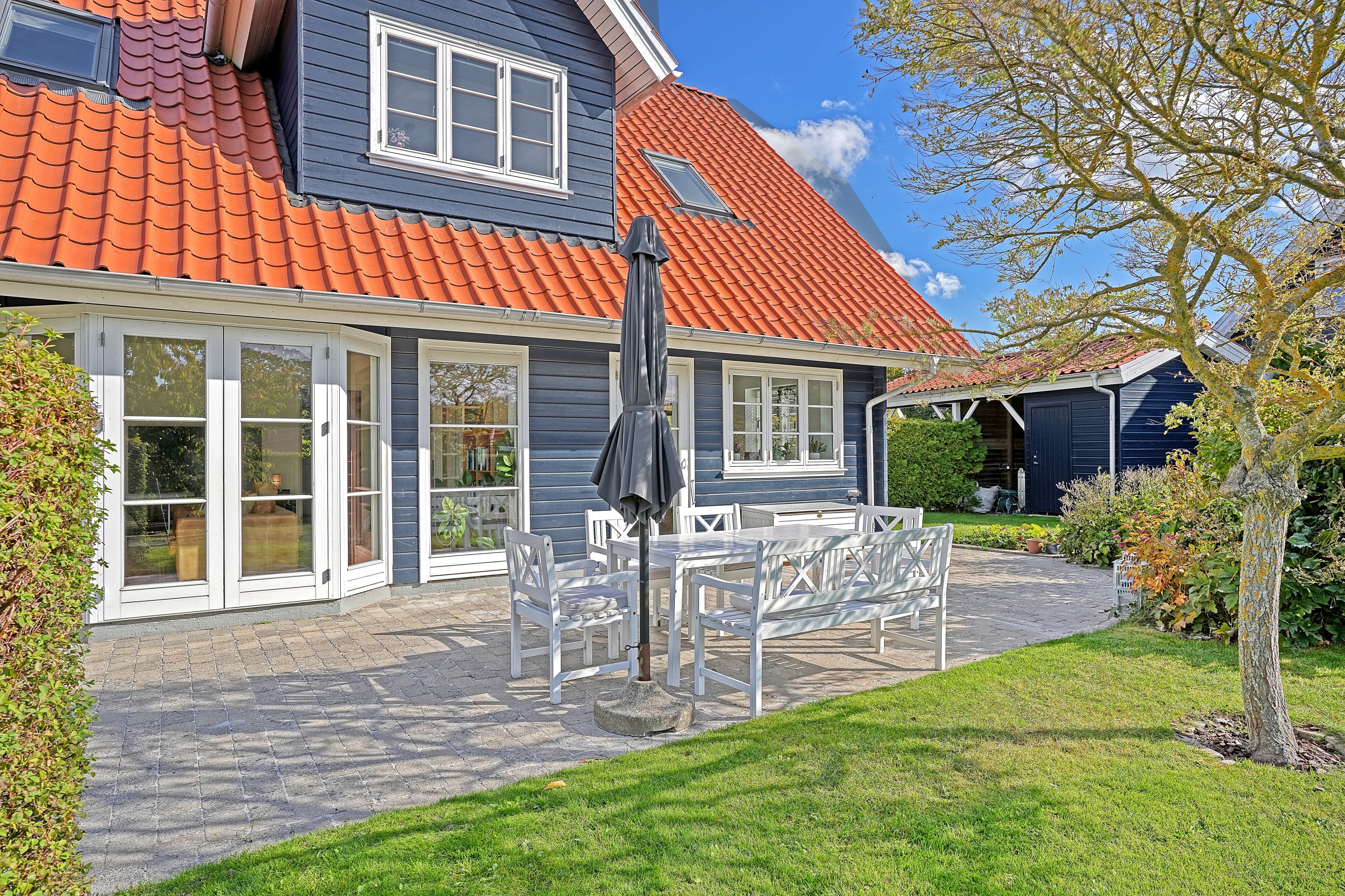 Fremhævet terrasse billede i fuldskærmstilstand. Billede af Halvmånen 47, 4300 Holbæk