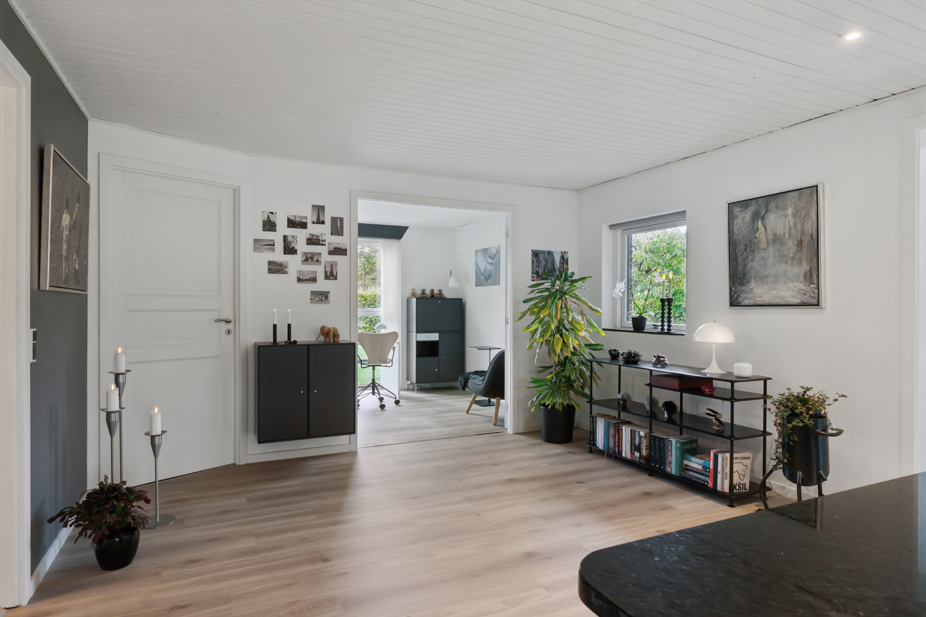 Fremhævet køkken/alrum billede i fuldskærmstilstand. Billede af Skovkanten 143, 4700 Næstved