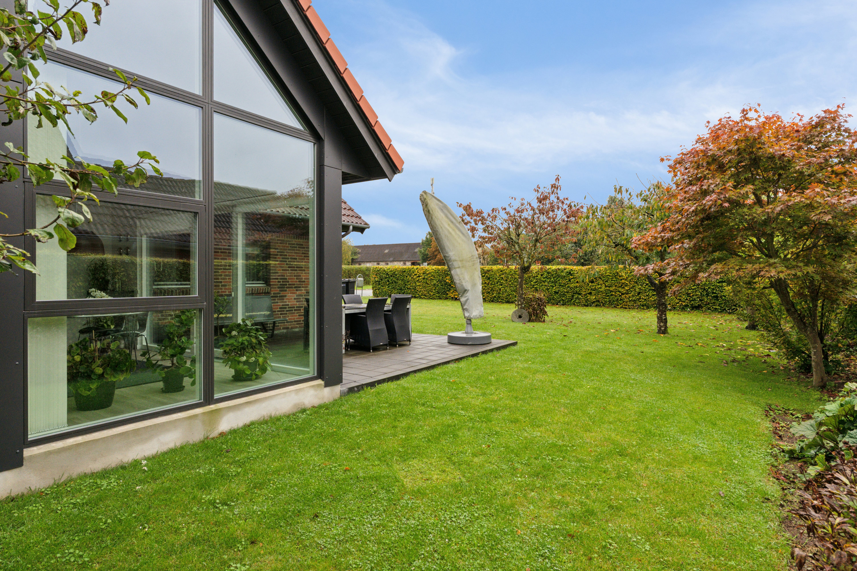 Fremhævet have  billede i fuldskærmstilstand. Billede af Skovkanten 143, 4700 Næstved