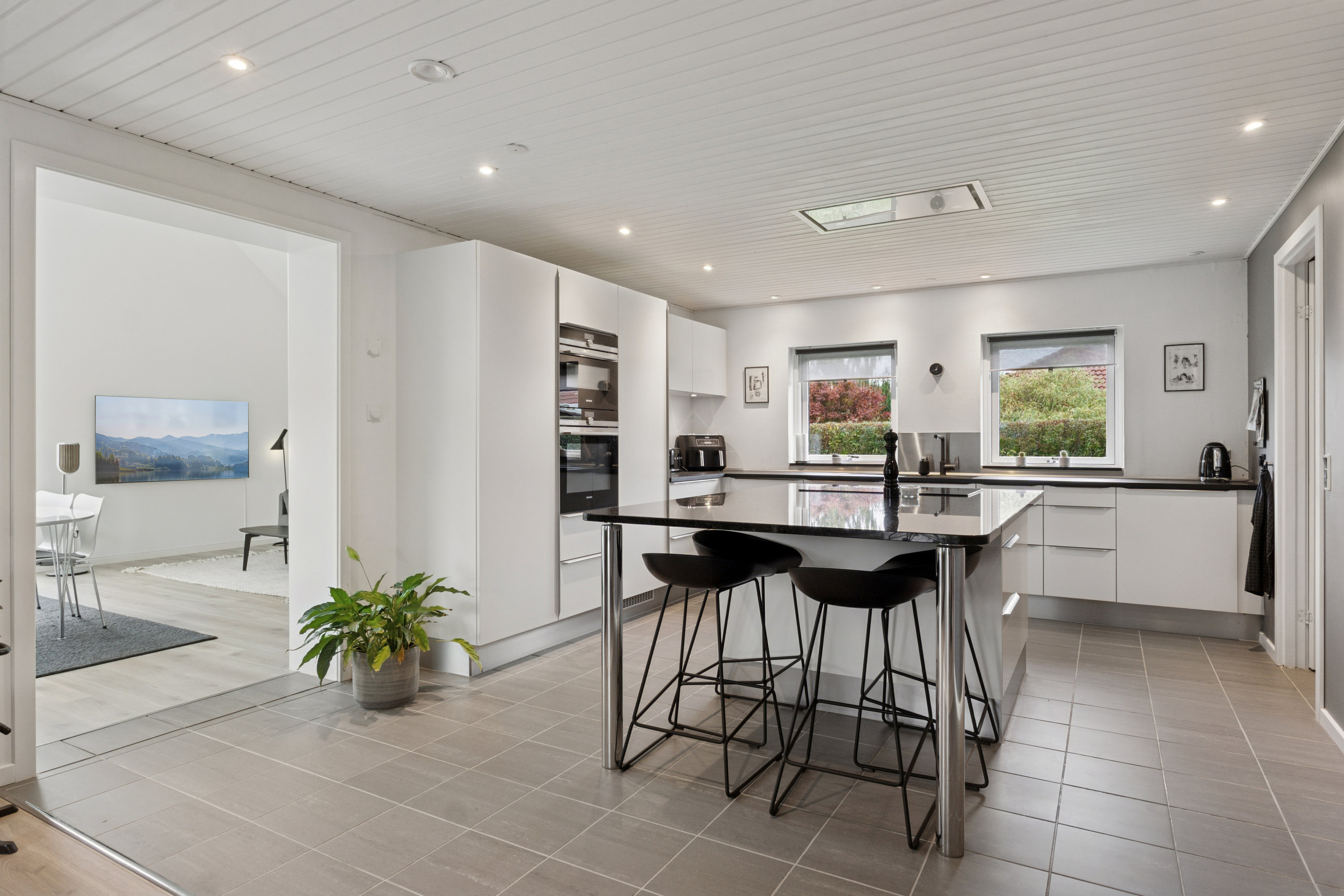 Fremhævet køkken  billede i fuldskærmstilstand. Billede af Skovkanten 143, 4700 Næstved