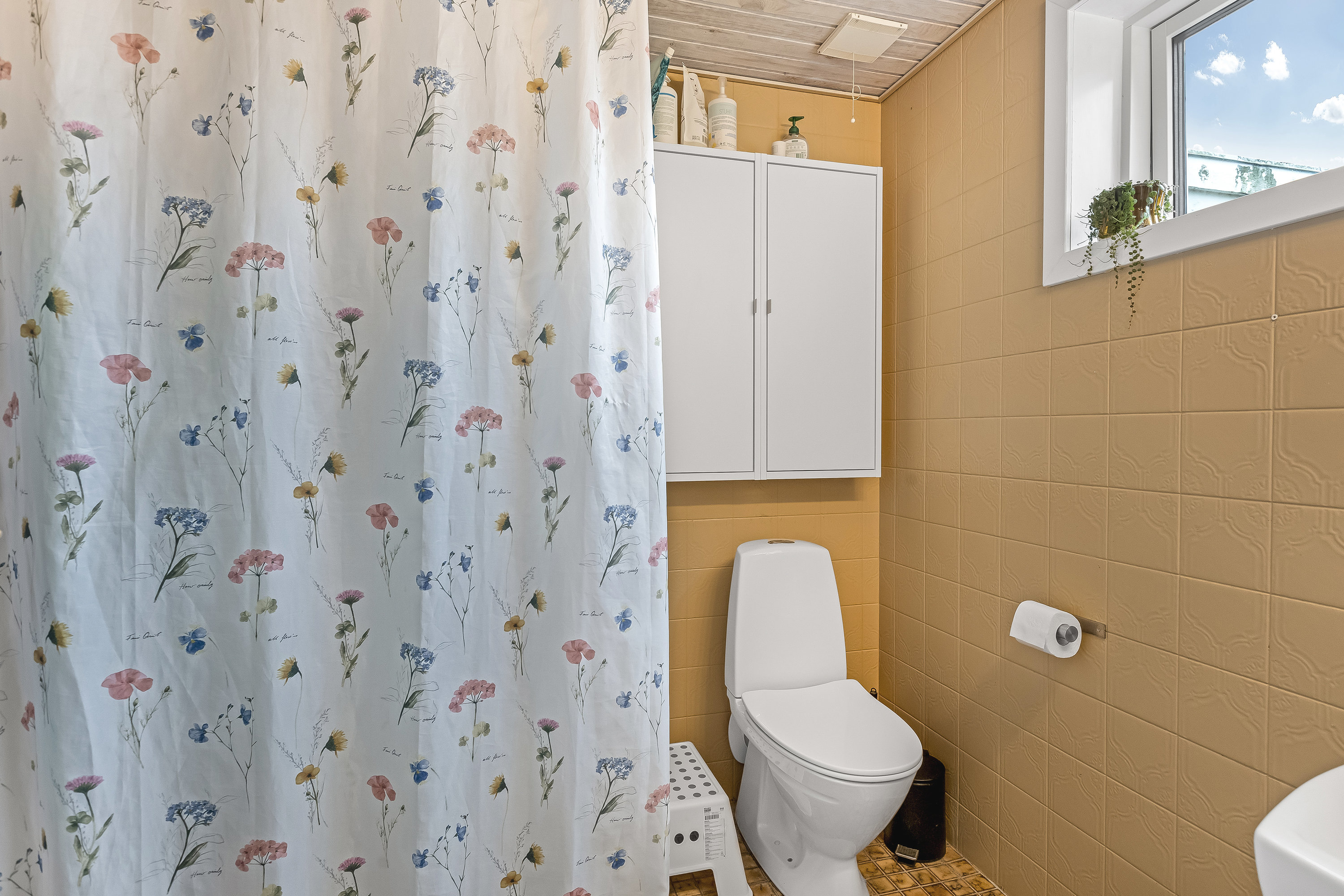 Fremhævet badeværelse billede i fuldskærmstilstand. Billede af Kikkebjergvej 31, Nordby, 6720 Fanø