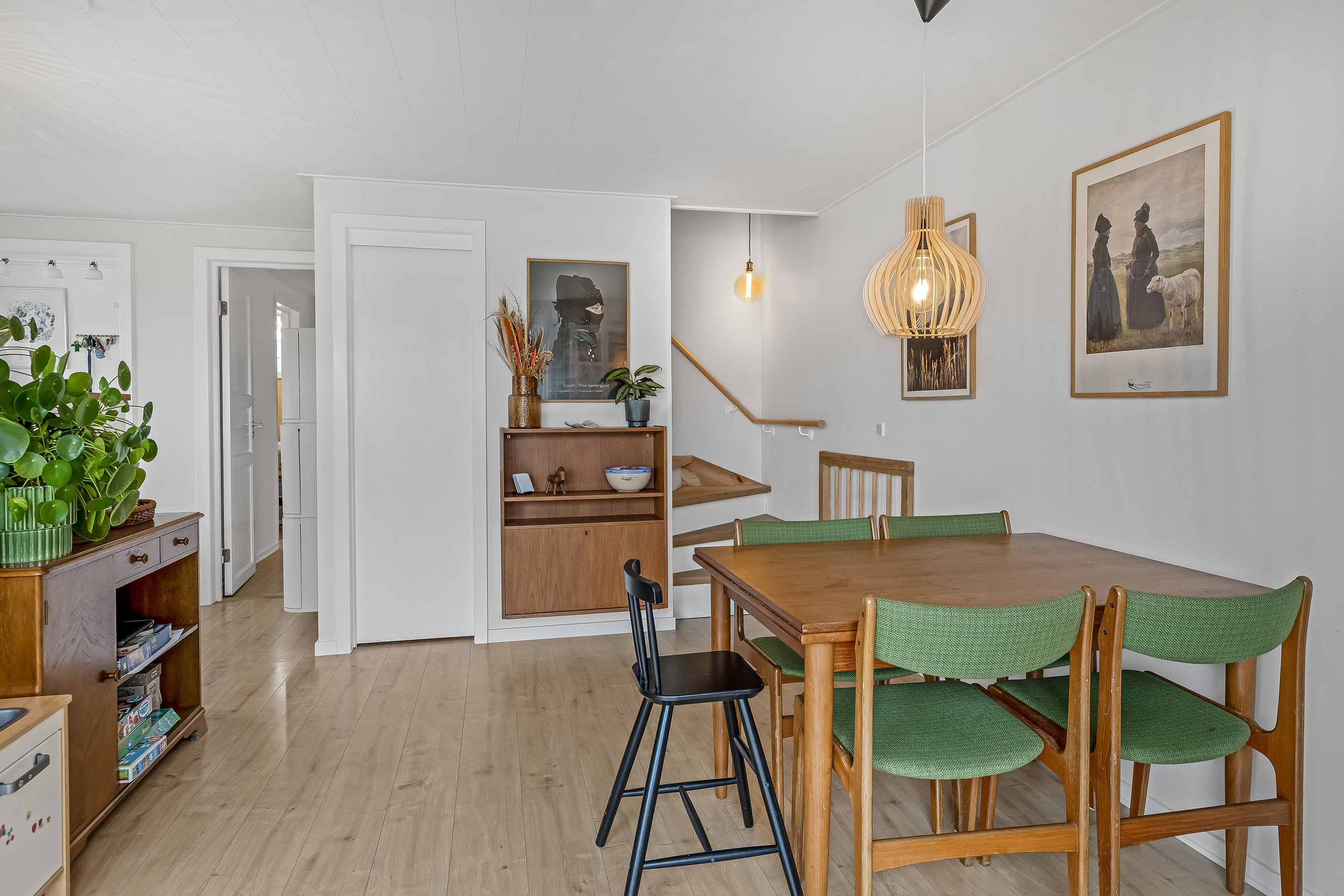 Fremhævet stue billede i fuldskærmstilstand. Billede af Kikkebjergvej 31, Nordby, 6720 Fanø