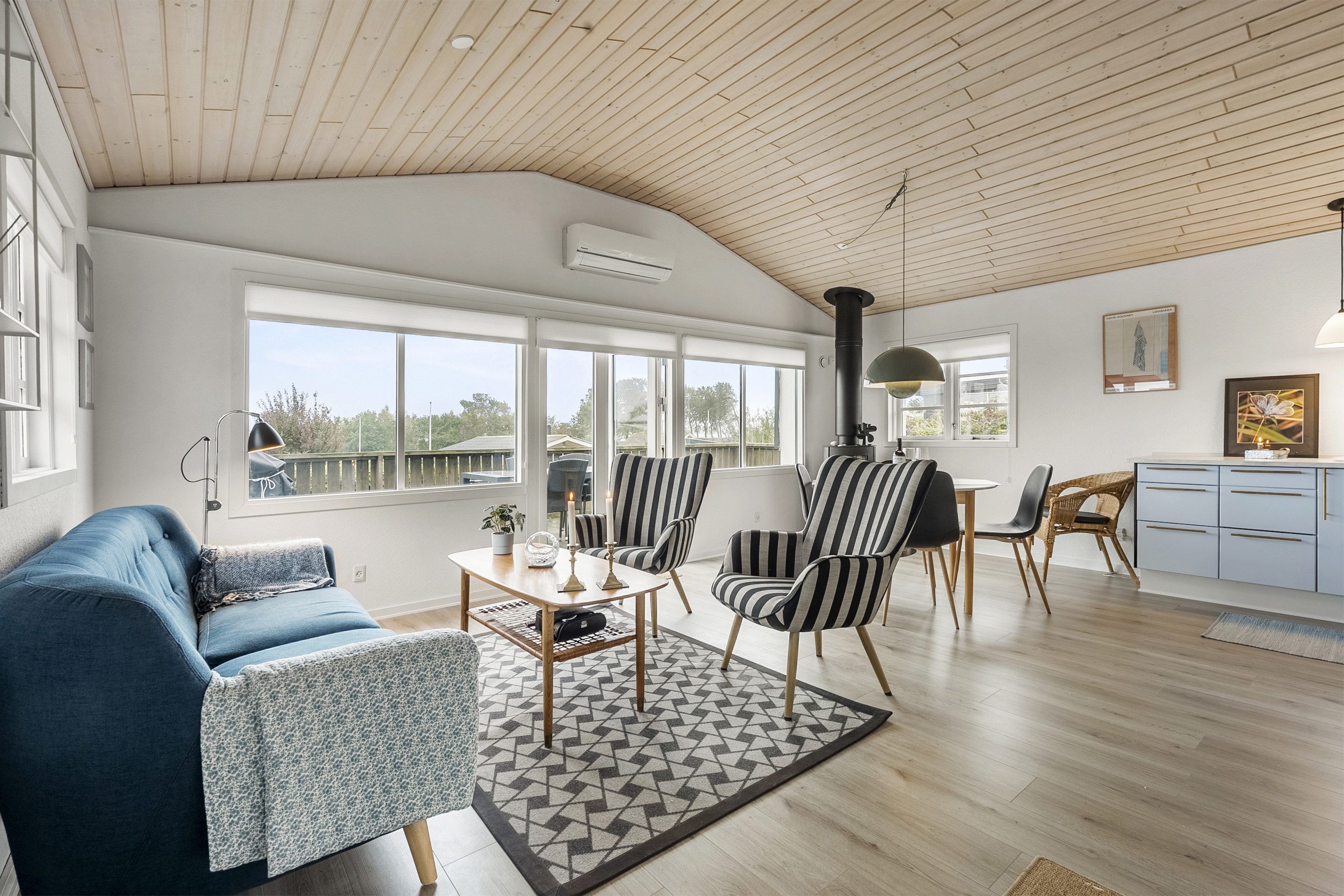 Fremhævet stue billede i fuldskærmstilstand. Billede af Skarkær 110, Skarrev, 6200 Aabenraa