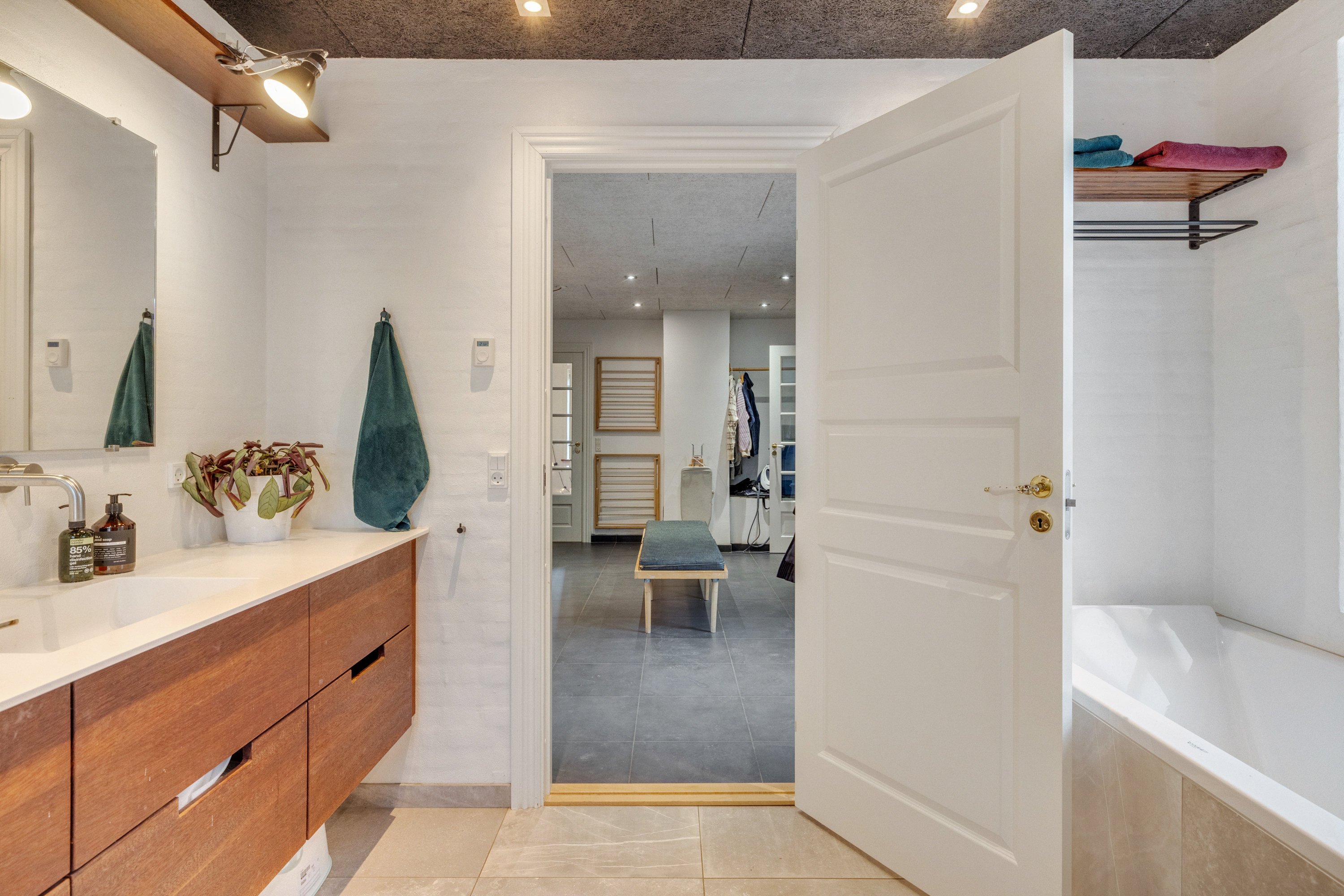 Fremhævet  billede i fuldskærmstilstand. Billede af Lilleringvej 1, Storring, 8464 Galten