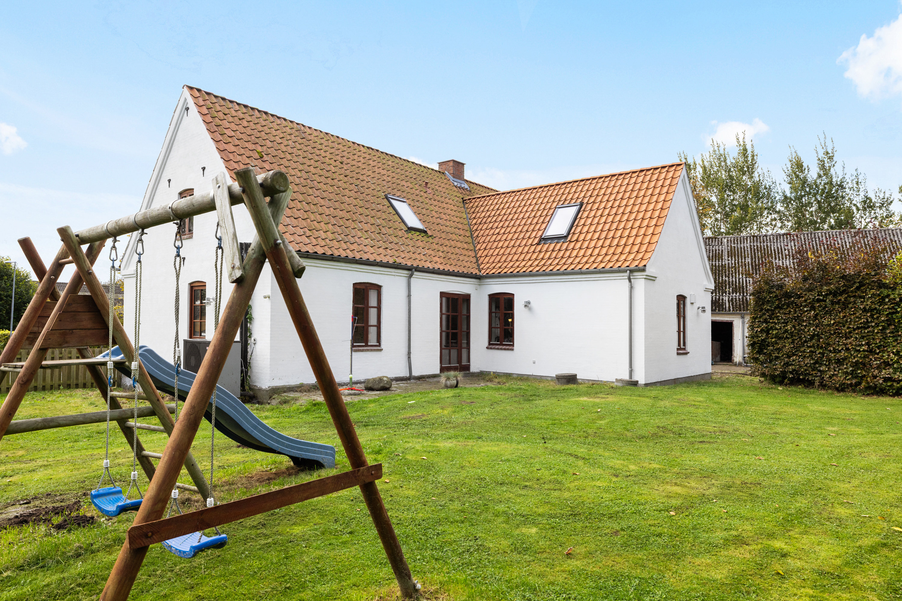 Fremhævet  billede i fuldskærmstilstand. Billede af Lilleringvej 1, Storring, 8464 Galten