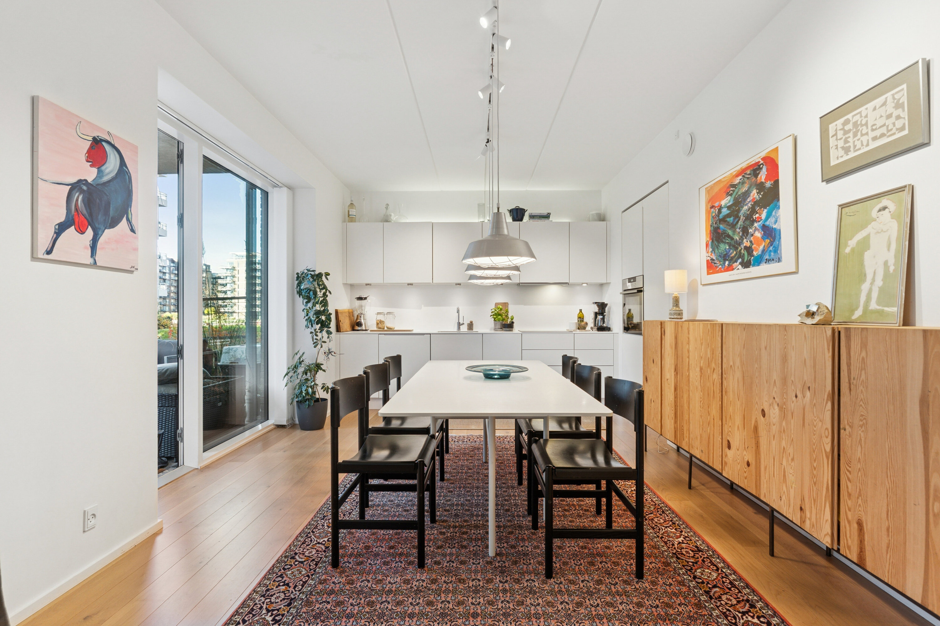 Fremhævet spisestue billede i fuldskærmstilstand. Billede af Islands Brygge 38A, st.. tv., 2300 København S