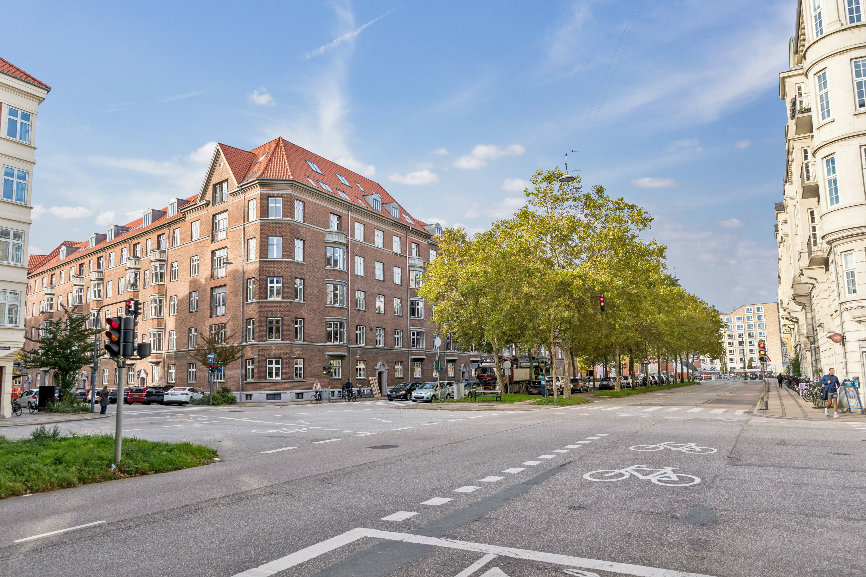 Fremhævet andet billede i fuldskærmstilstand. Billede af Strandboulevarden 105, 5. tv., 2100 København Ø