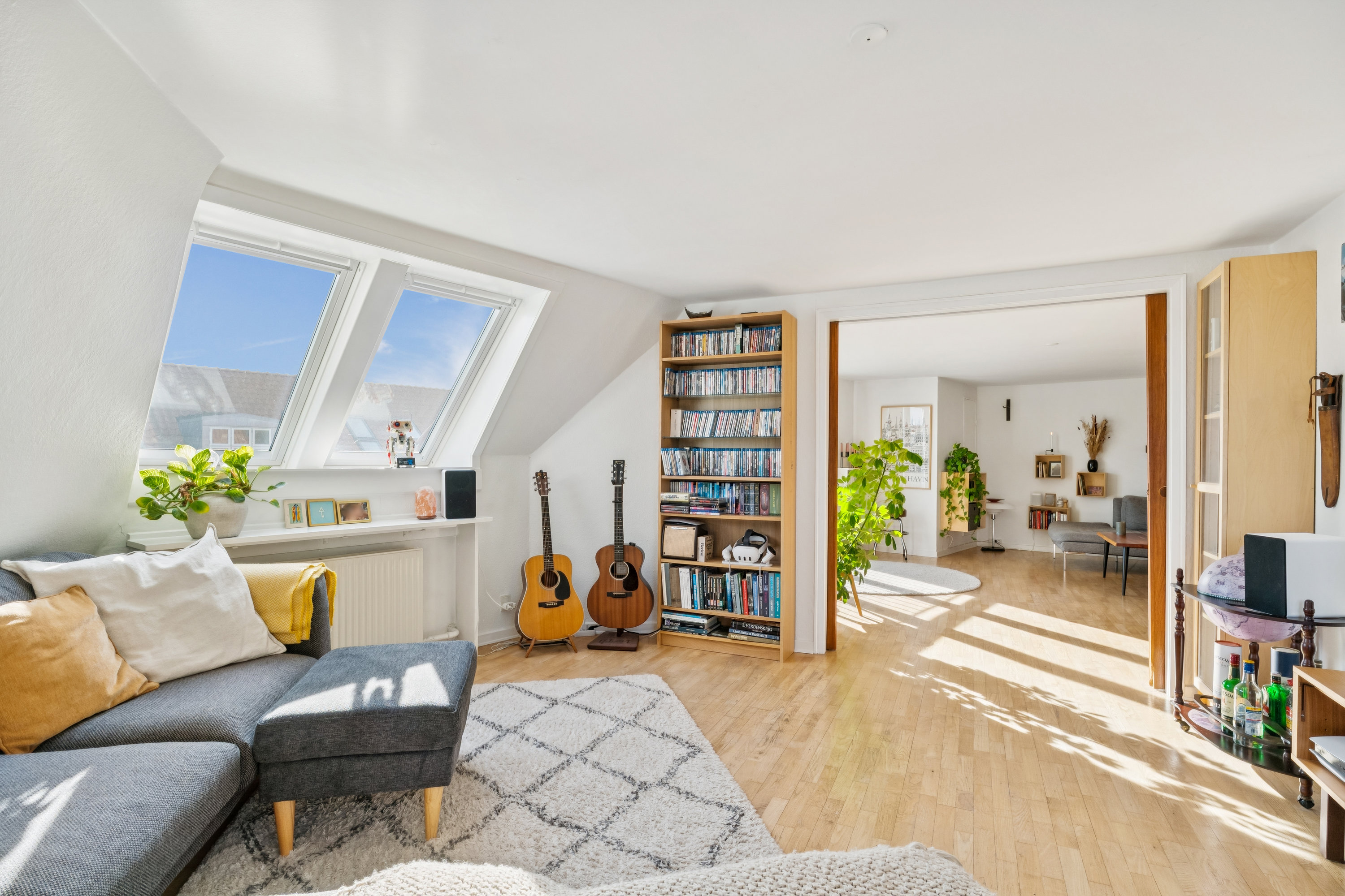 Fremhævet stue billede i fuldskærmstilstand. Billede af Strandboulevarden 105, 5. tv., 2100 København Ø