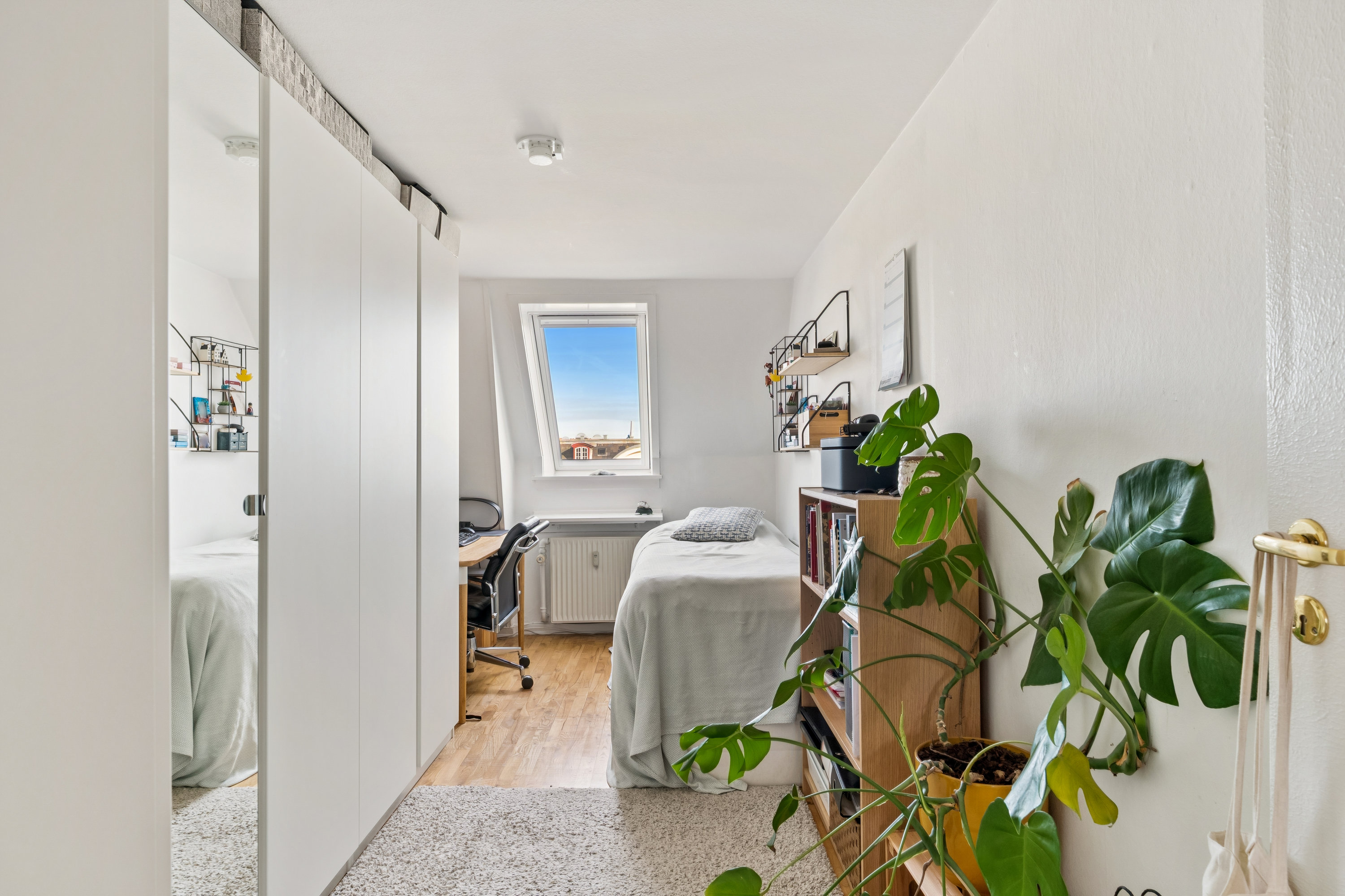 Fremhævet andet billede i fuldskærmstilstand. Billede af Strandboulevarden 105, 5. tv., 2100 København Ø