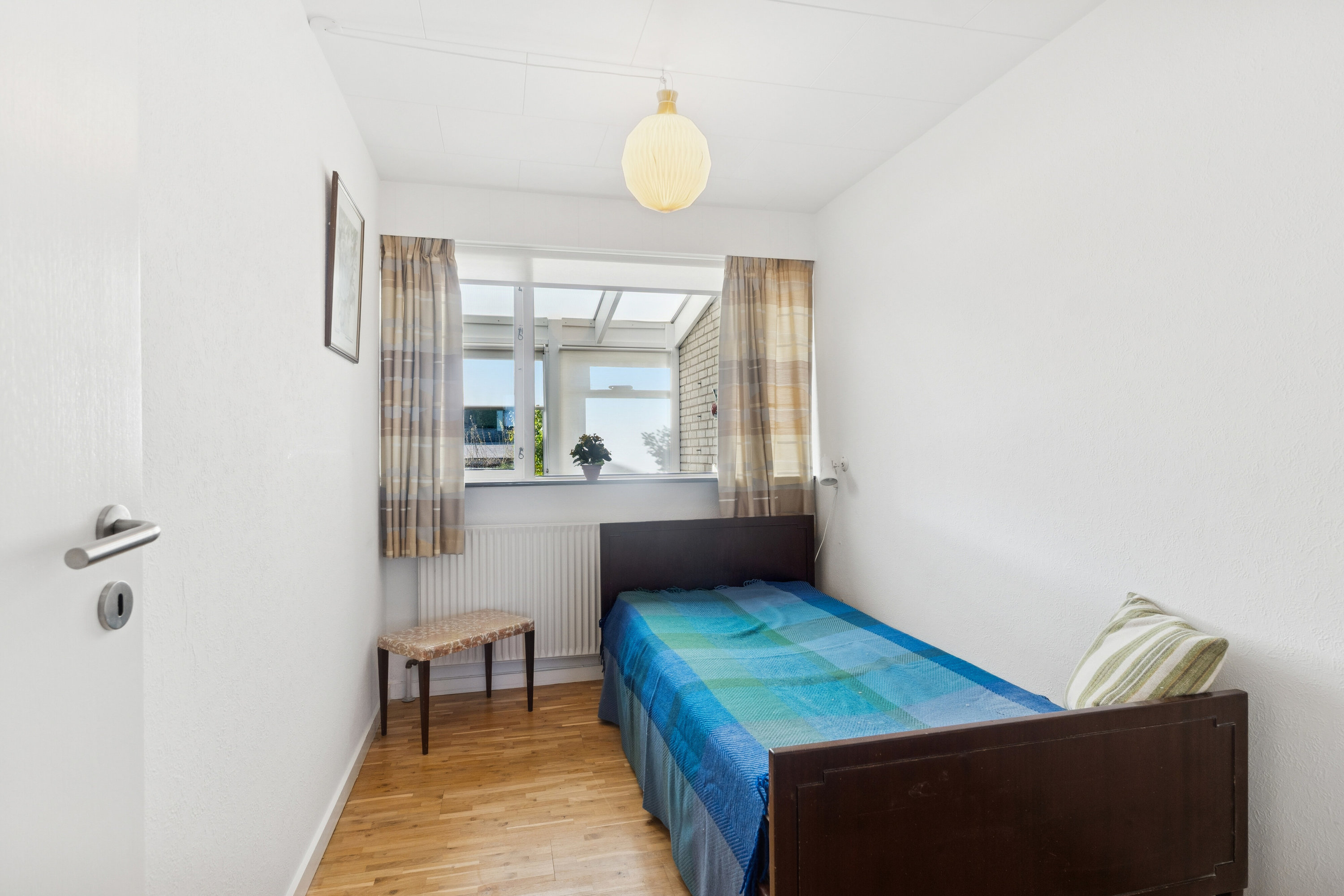 Fremhævet soveværelse billede i fuldskærmstilstand. Billede af Fjordparken 12, 4720 Præstø