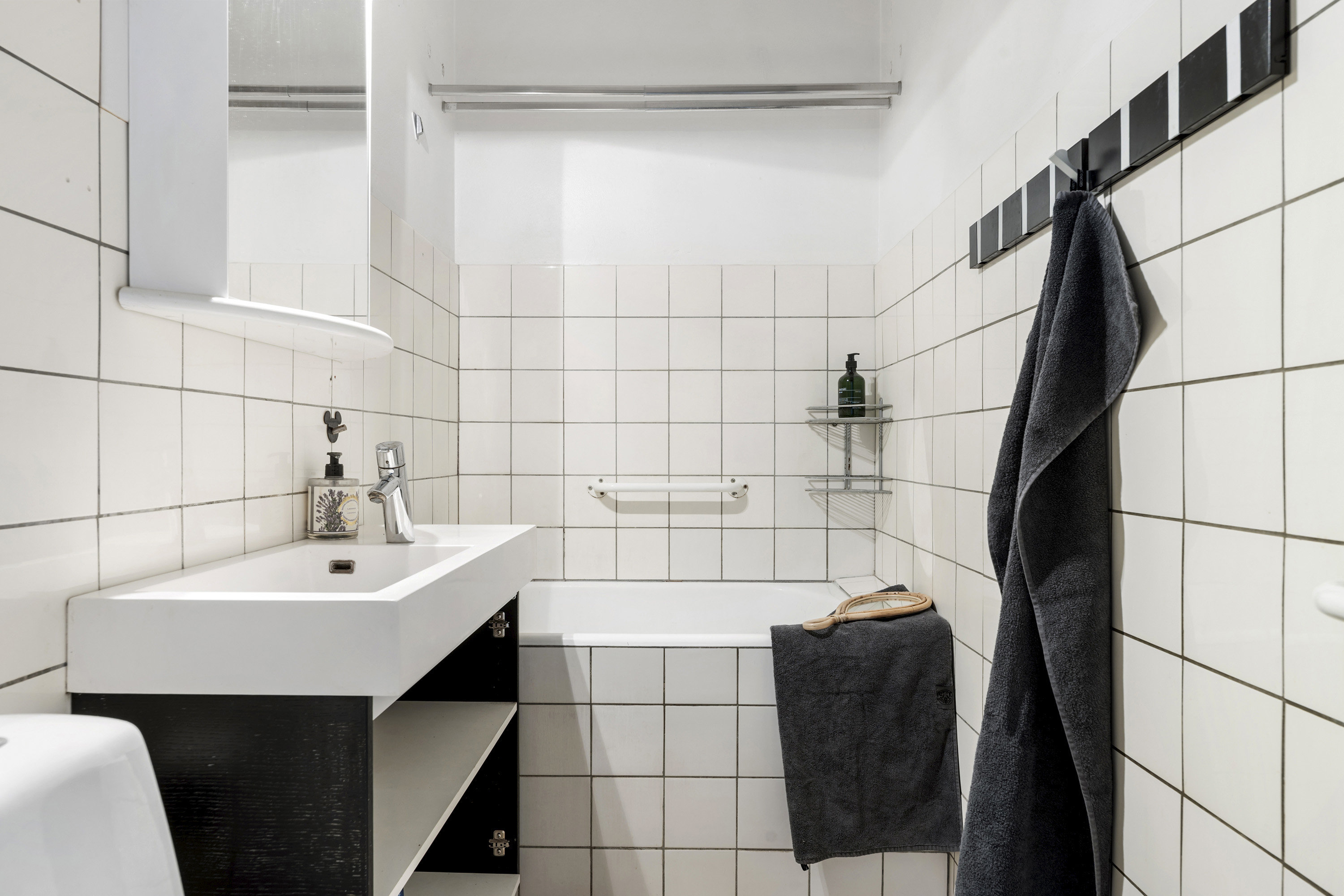 Fremhævet badeværelse billede i fuldskærmstilstand. Billede af Søllerød Park 15, st.. 5., Søllerød, 2840 Holte