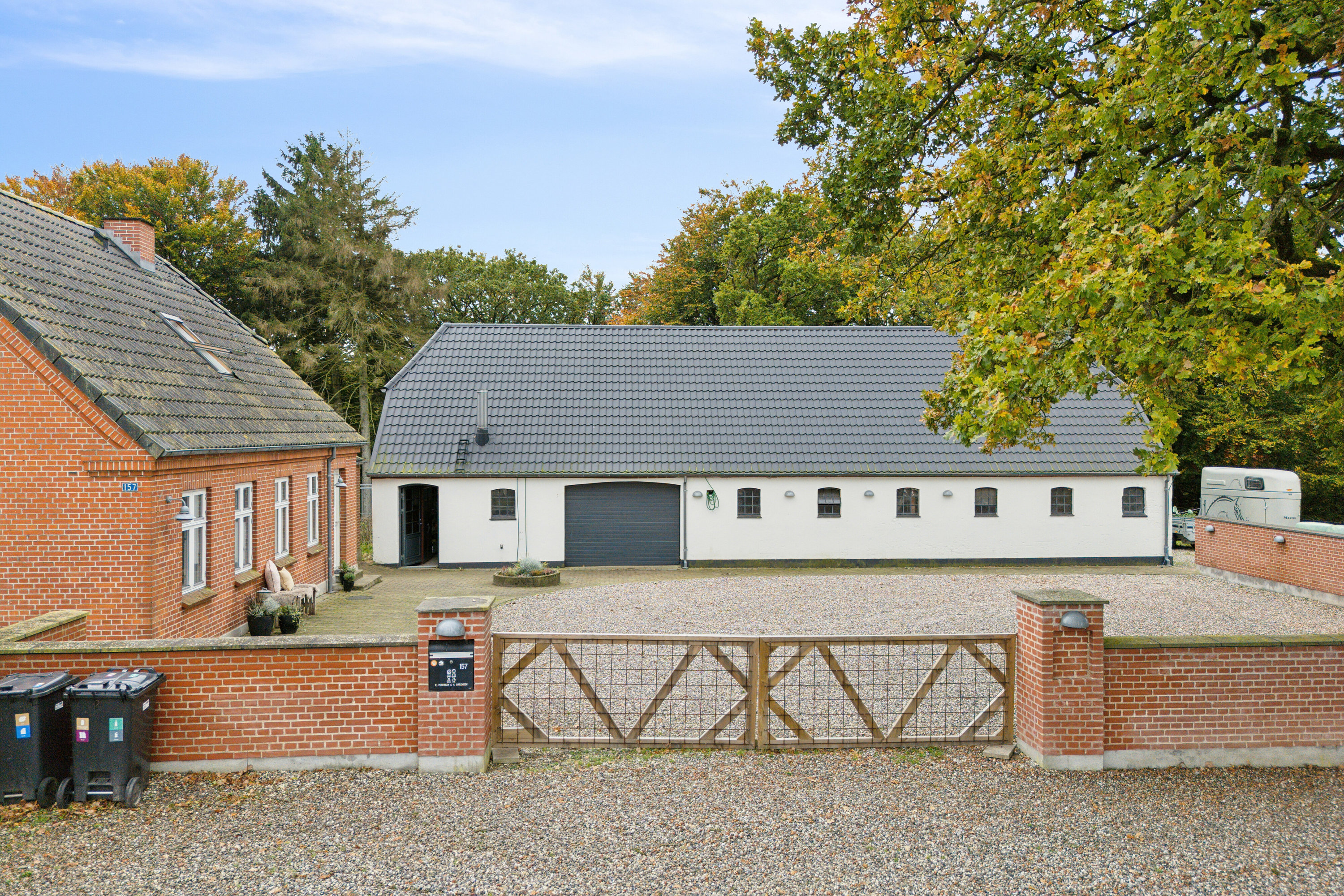 Fremhævet udendørs billede i fuldskærmstilstand. Billede af Vindumvej 157, 8840 Rødkærsbro