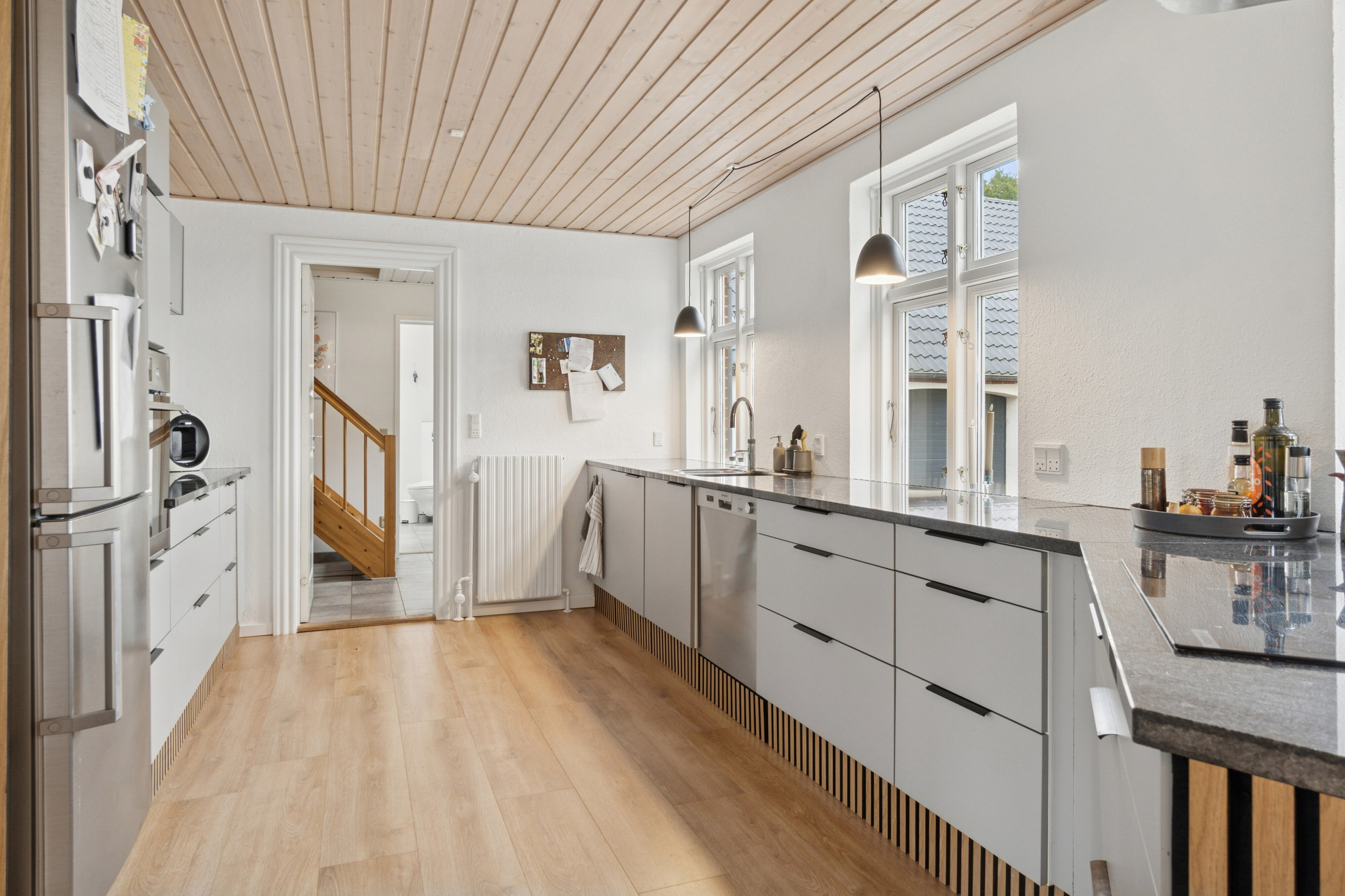 Fremhævet køkken billede i fuldskærmstilstand. Billede af Vindumvej 157, 8840 Rødkærsbro