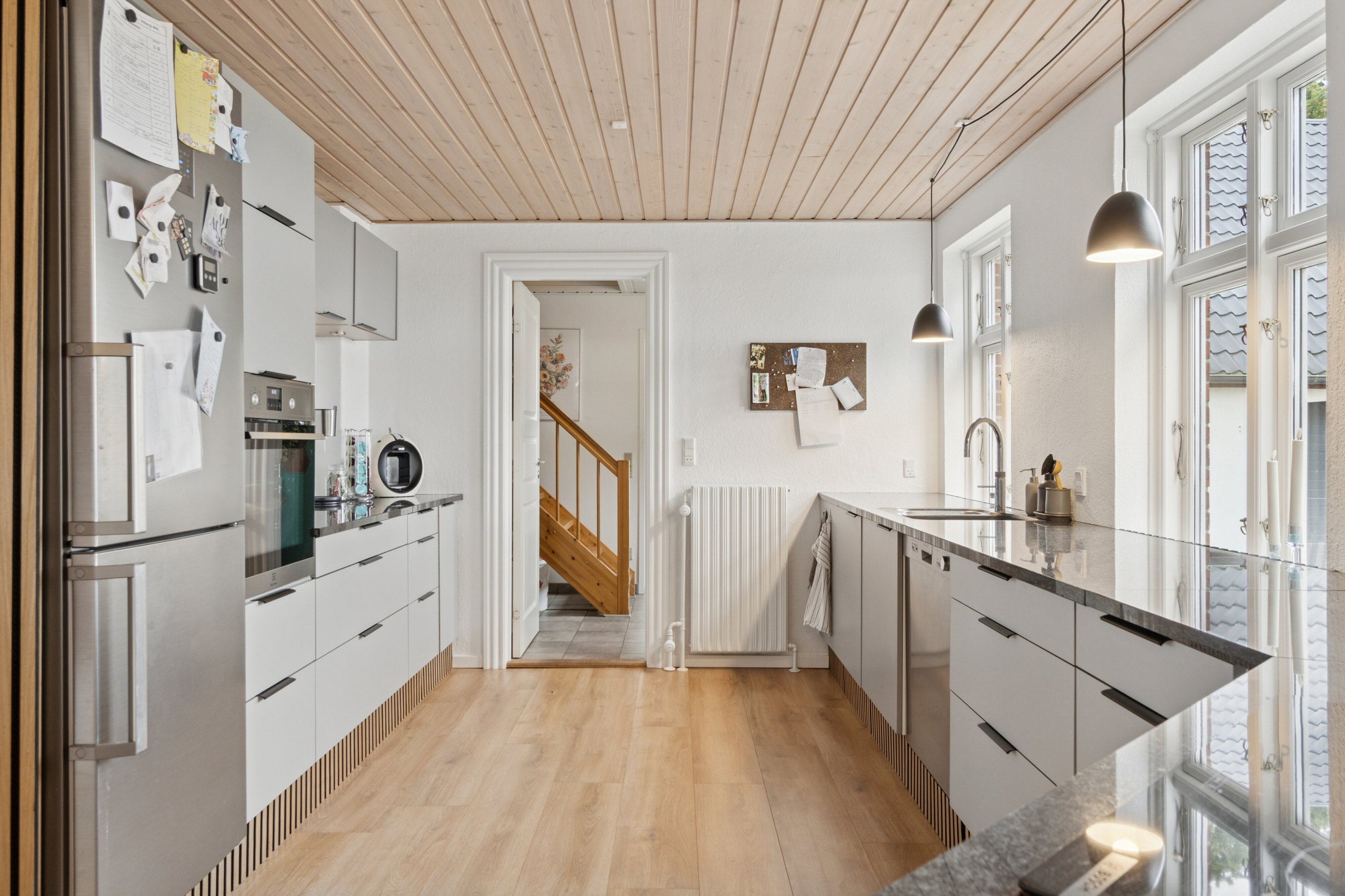 Fremhævet køkken billede i fuldskærmstilstand. Billede af Vindumvej 157, 8840 Rødkærsbro