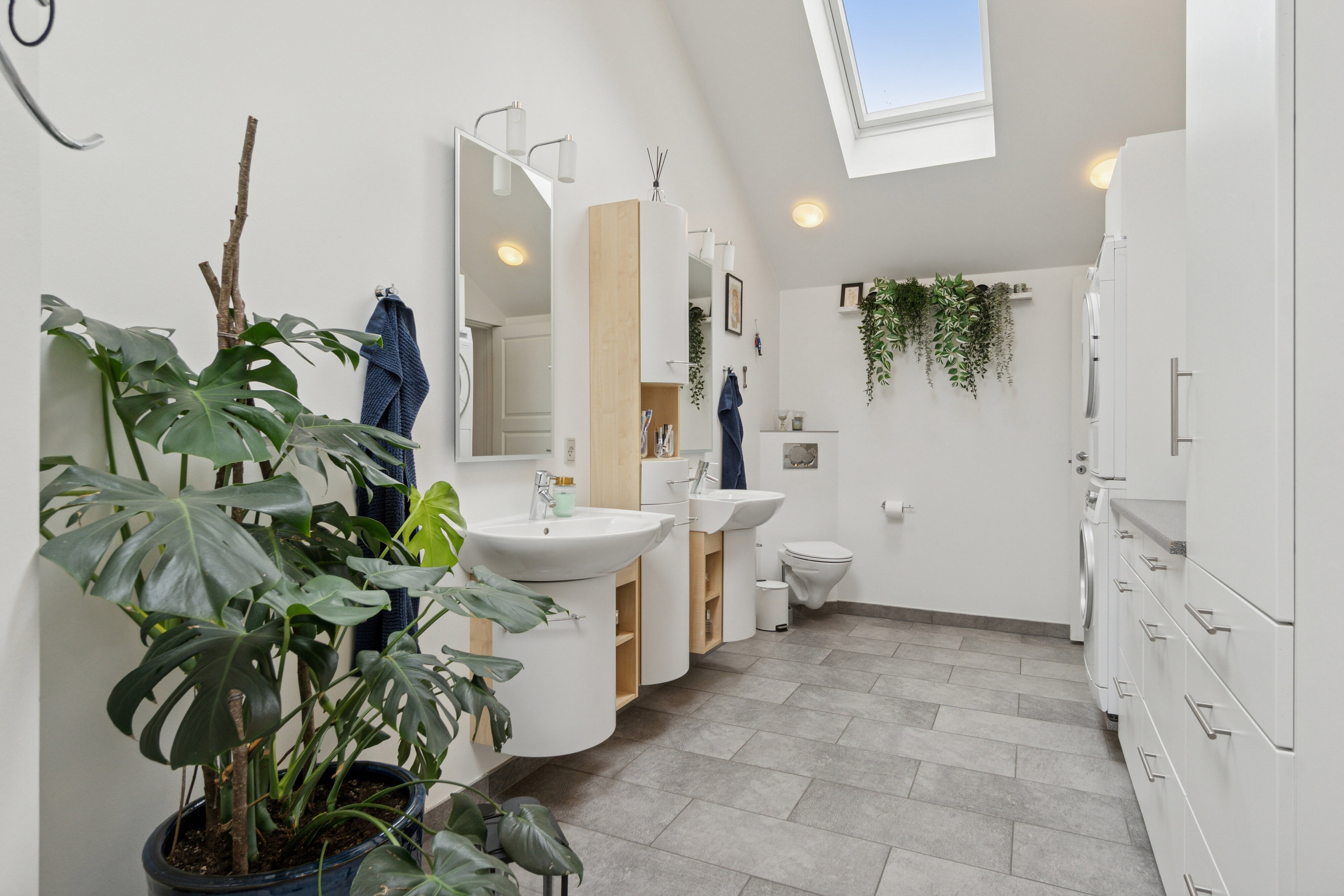 Fremhævet badeværelse billede i fuldskærmstilstand. Billede af Vindumvej 157, 8840 Rødkærsbro