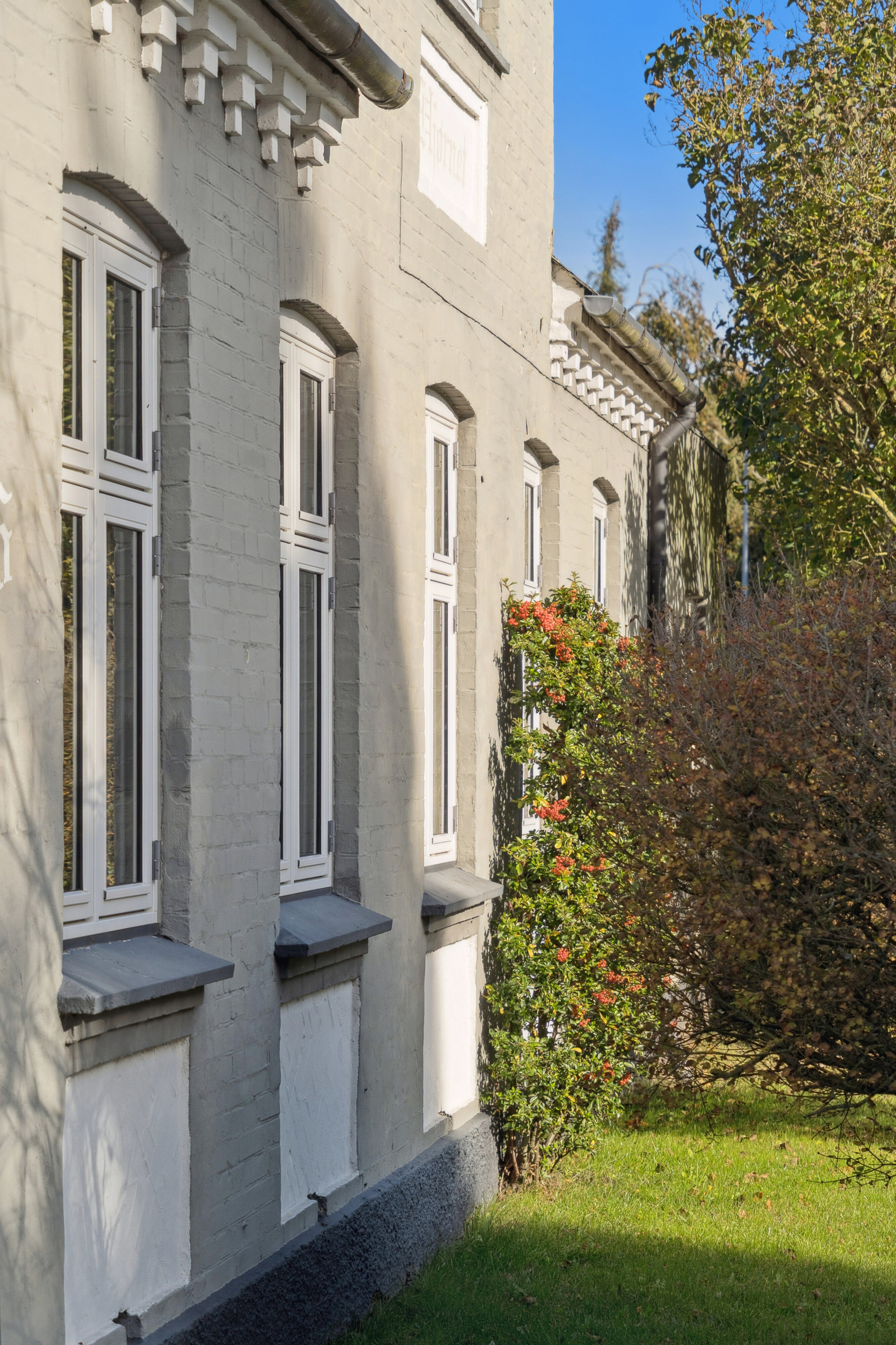 Fremhævet udendørs billede i fuldskærmstilstand. Billede af Højbyvej 6, Højby, 5260 Odense S