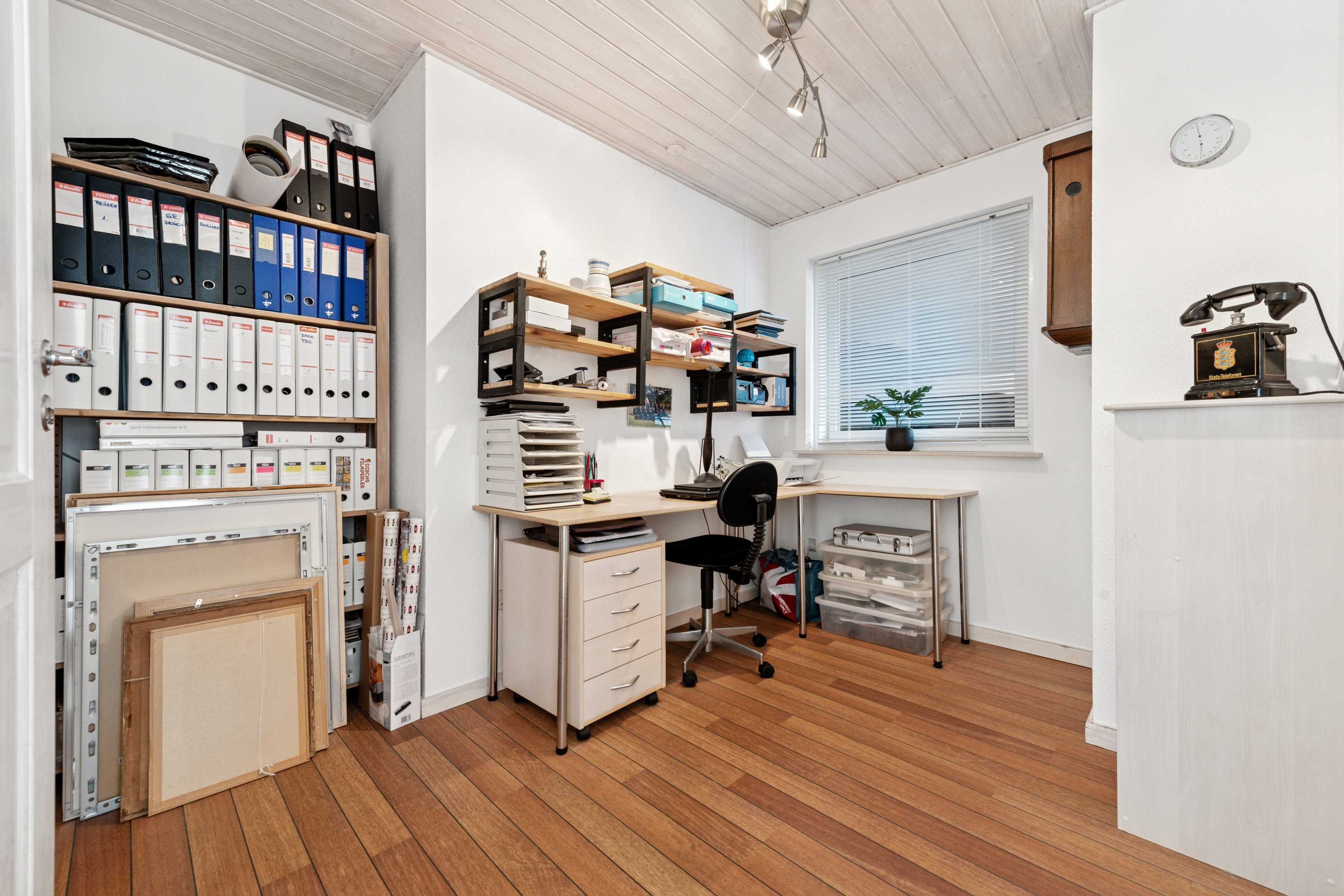 Fremhævet værelse billede i fuldskærmstilstand. Billede af Ådalsvej 8, 2635 Ishøj