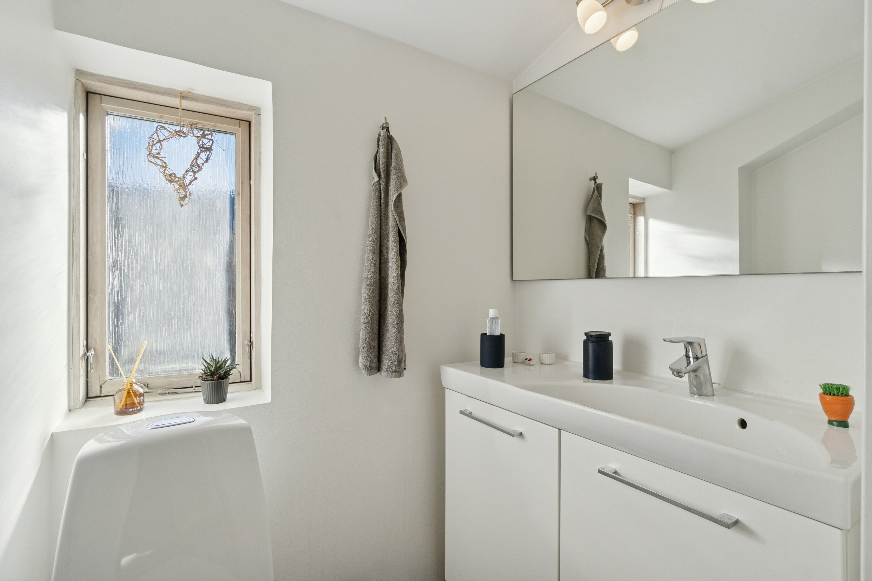 Fremhævet andet billede i fuldskærmstilstand. Billede af Rudebækvej 11, 2610 Rødovre