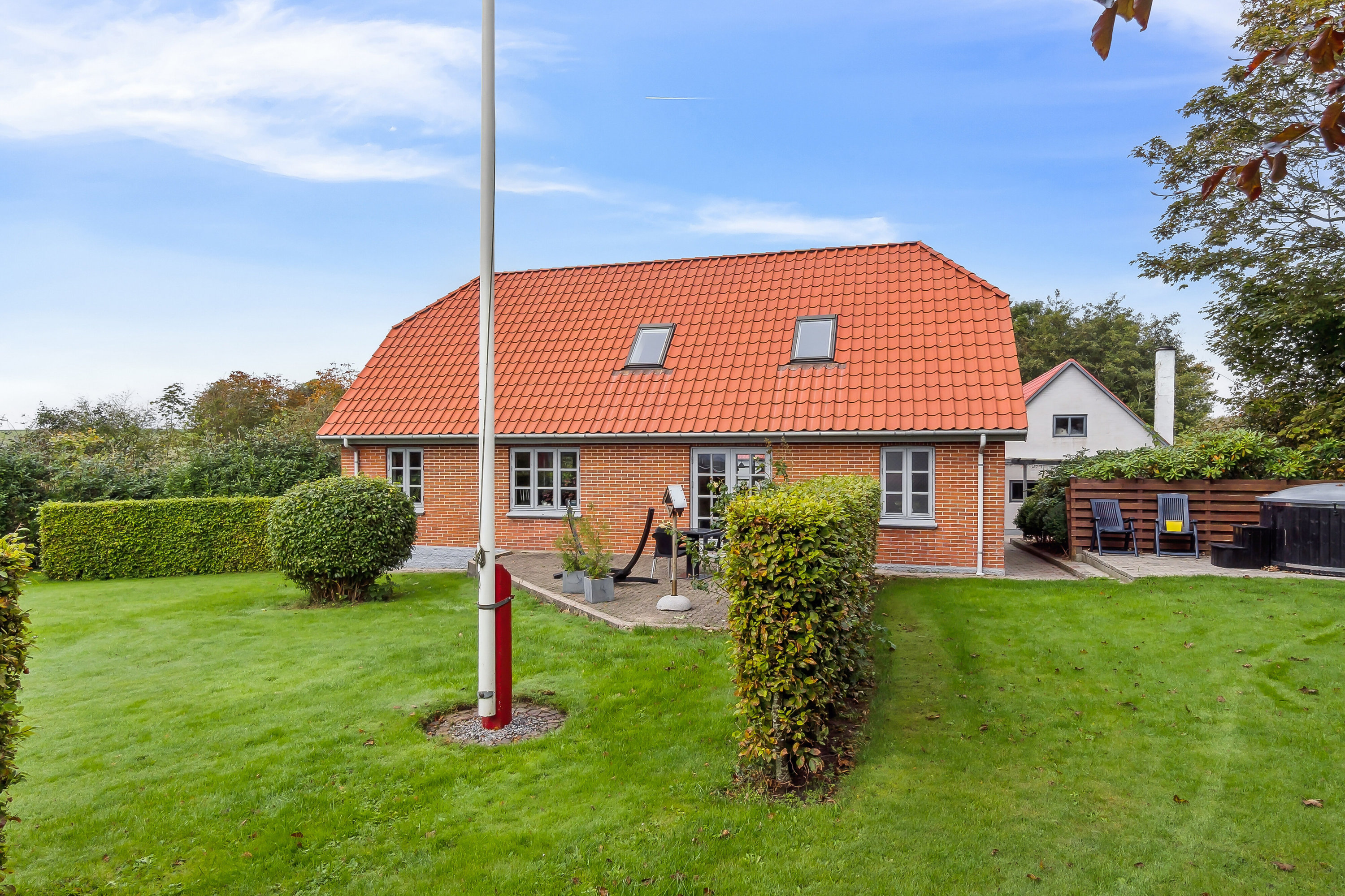 Fremhævet set fra haven billede i fuldskærmstilstand. Billede af Beerstedvej 13, Beersted, 7700 Thisted