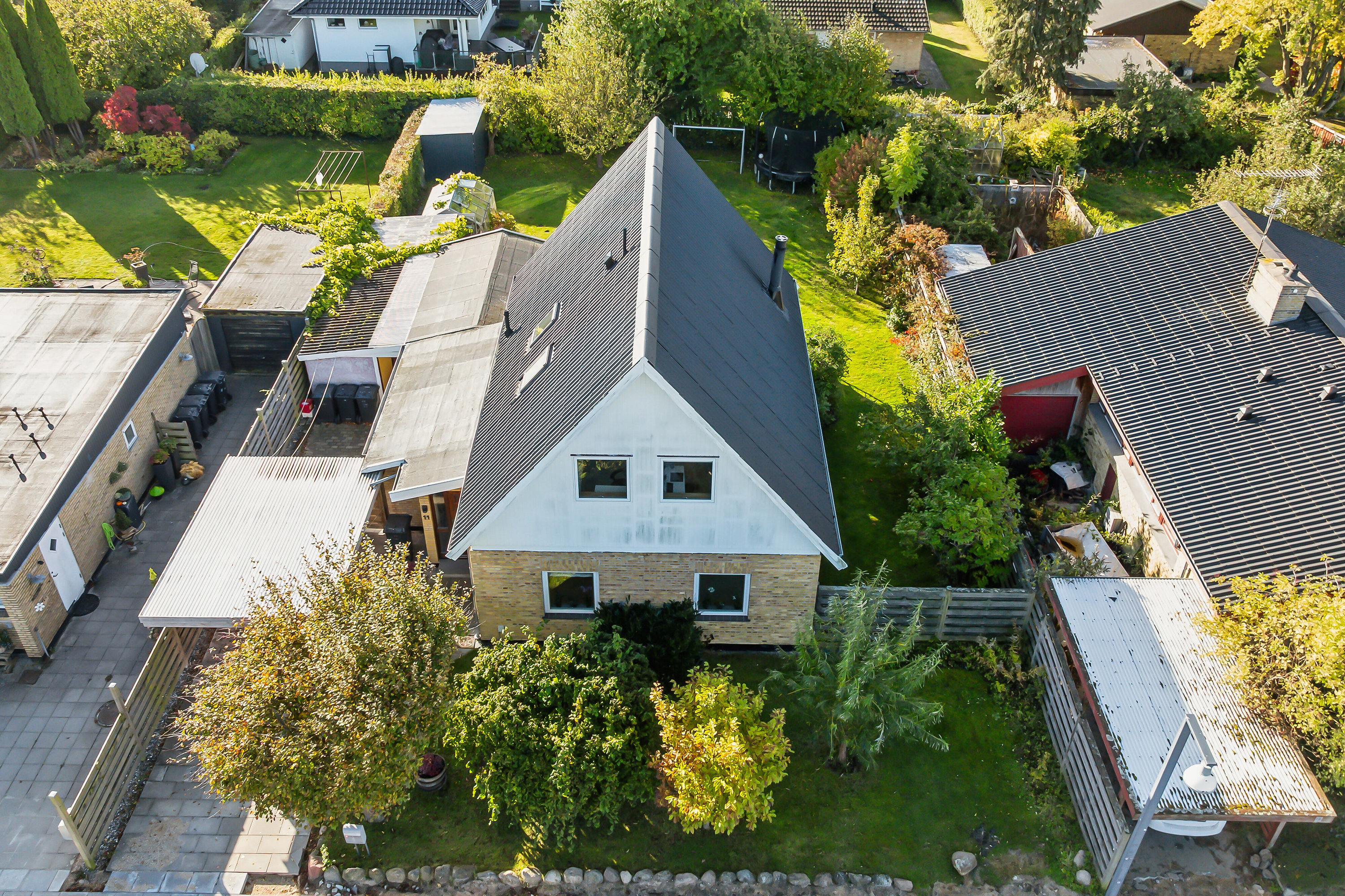 Fremhævet luftfoto billede i fuldskærmstilstand. Billede af Rudebækvej 11, 2610 Rødovre