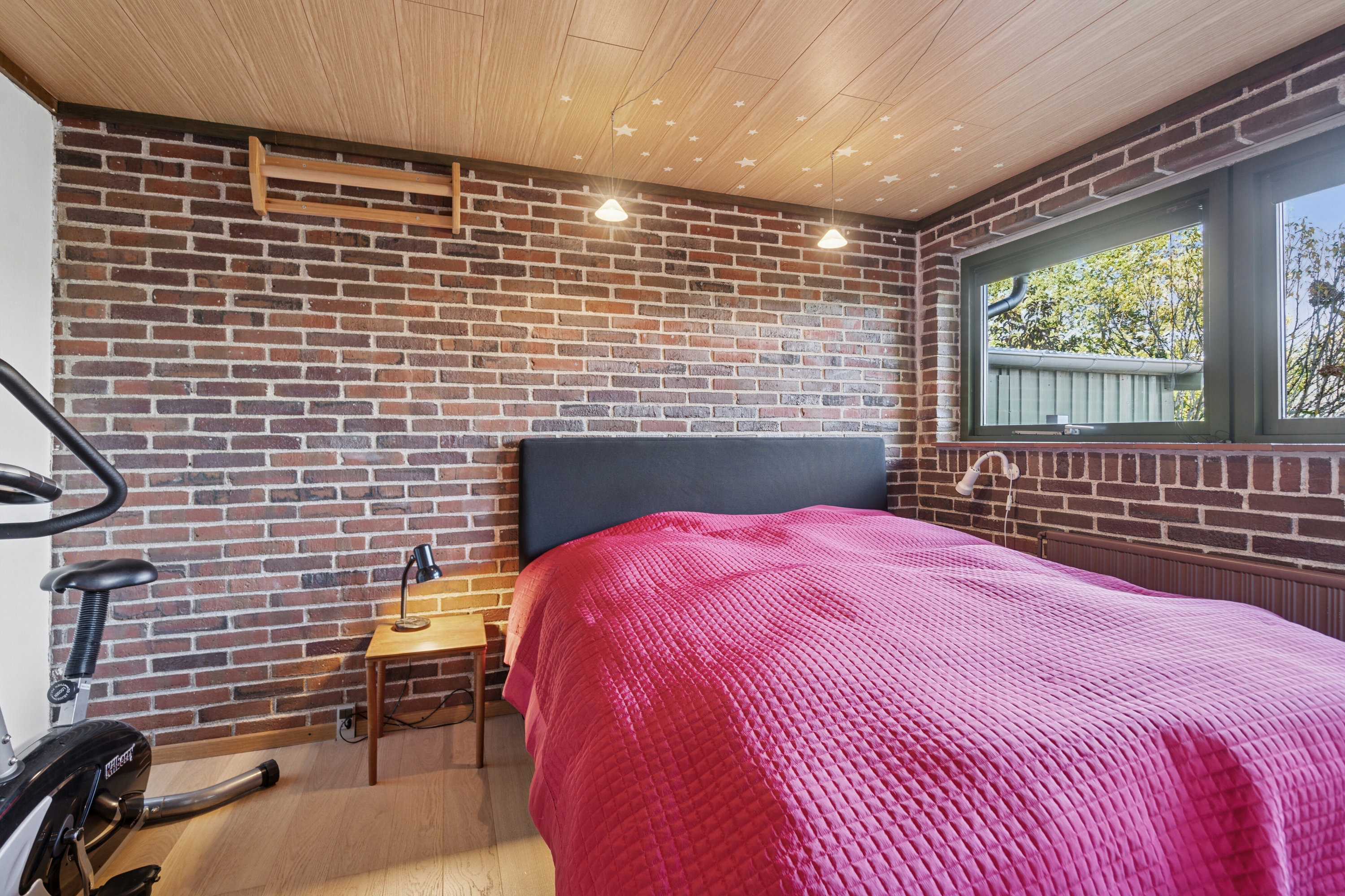 Fremhævet soveværelse billede i fuldskærmstilstand. Billede af Kildegårdsvej 189, 5240 Odense NØ