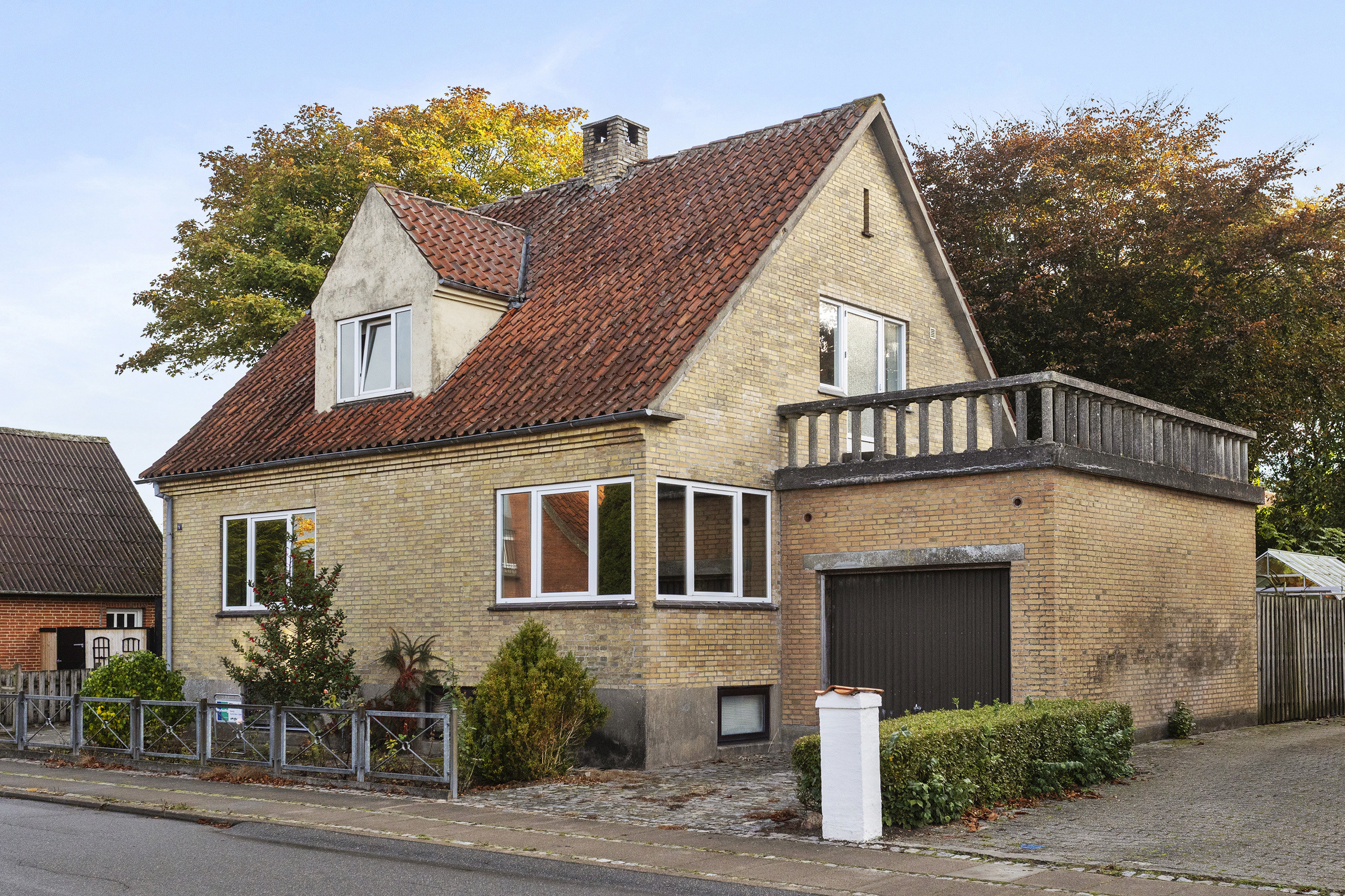 Fremhævet ejendommen billede i fuldskærmstilstand. Billede af Østre Alle 4, 6650 Brørup